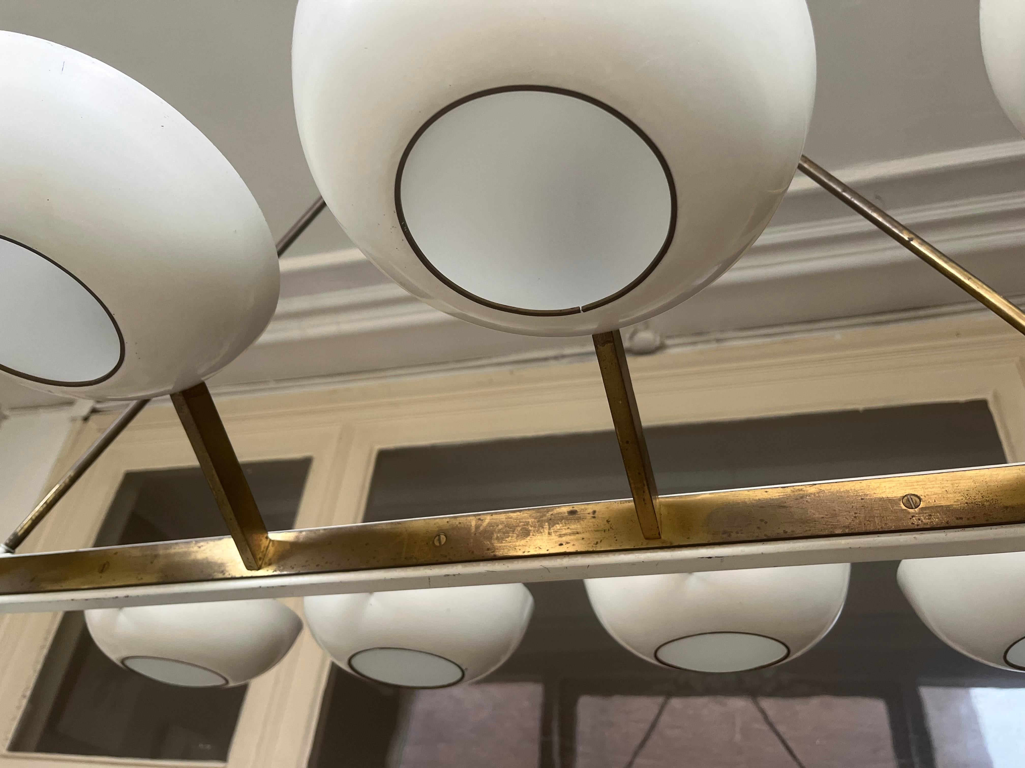 Rare Monumental Stilnovo Brass and Cream White Metal Chandelier, Italy, 1950s For Sale 7