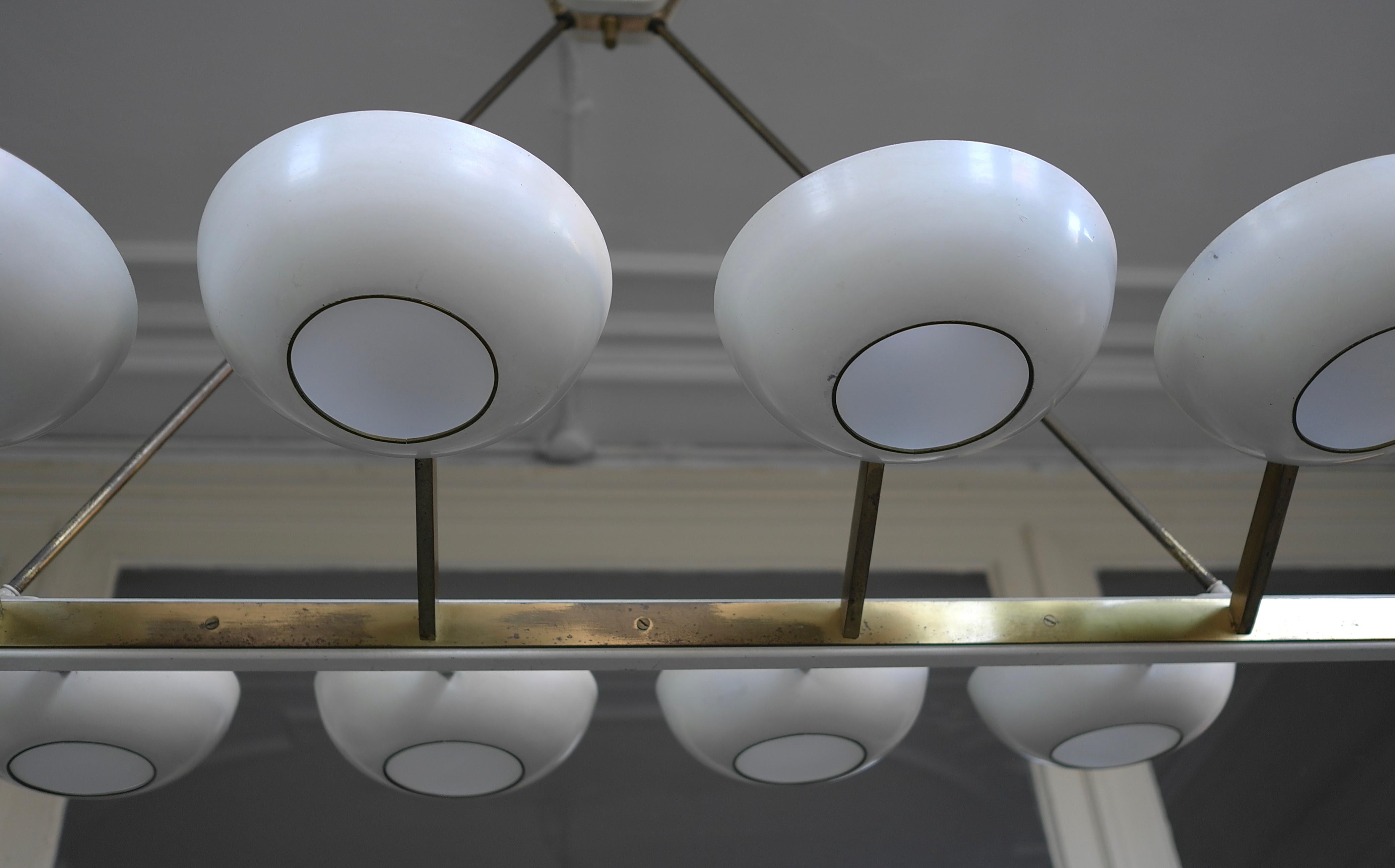 Rare Monumental Stilnovo Brass and Cream White Metal Chandelier, Italy, 1950s For Sale 1