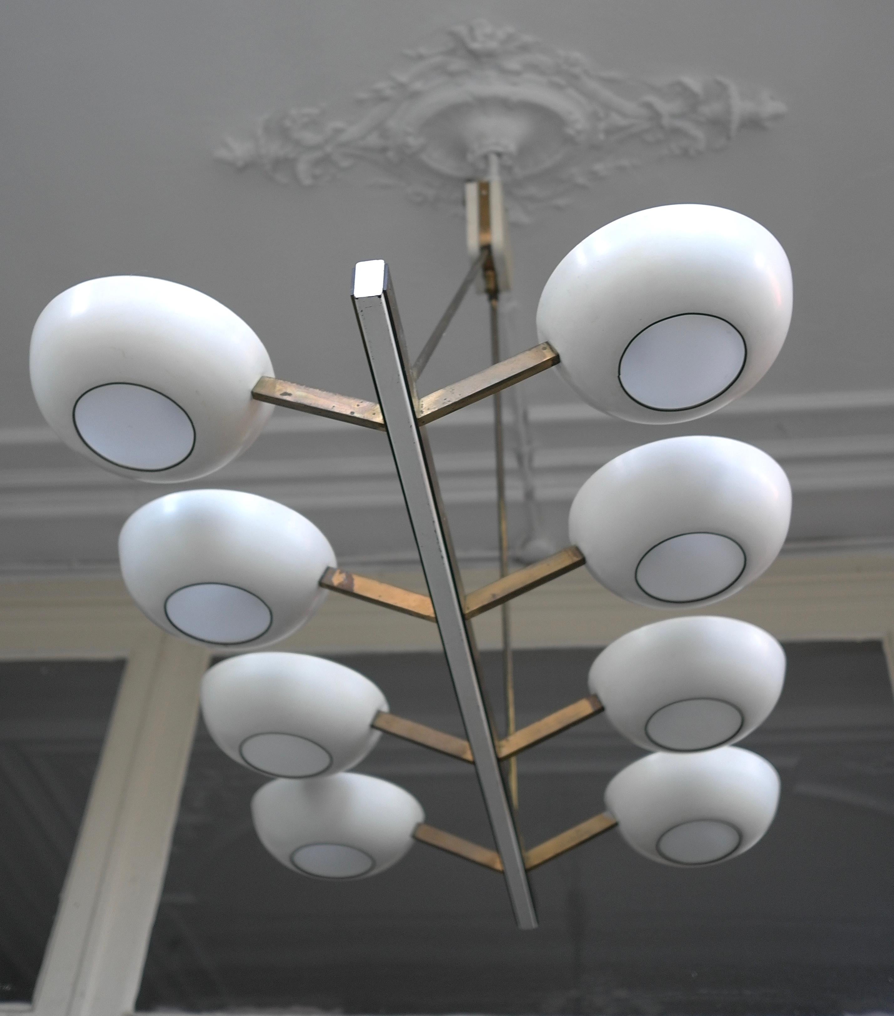Rare Monumental Stilnovo Brass and Cream White Metal Chandelier, Italy, 1950s For Sale 2