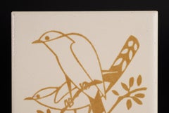 Rare Mosaic Tile Co. Piastrella decorativa per uccelli della metà del secolo, Zanesville OH