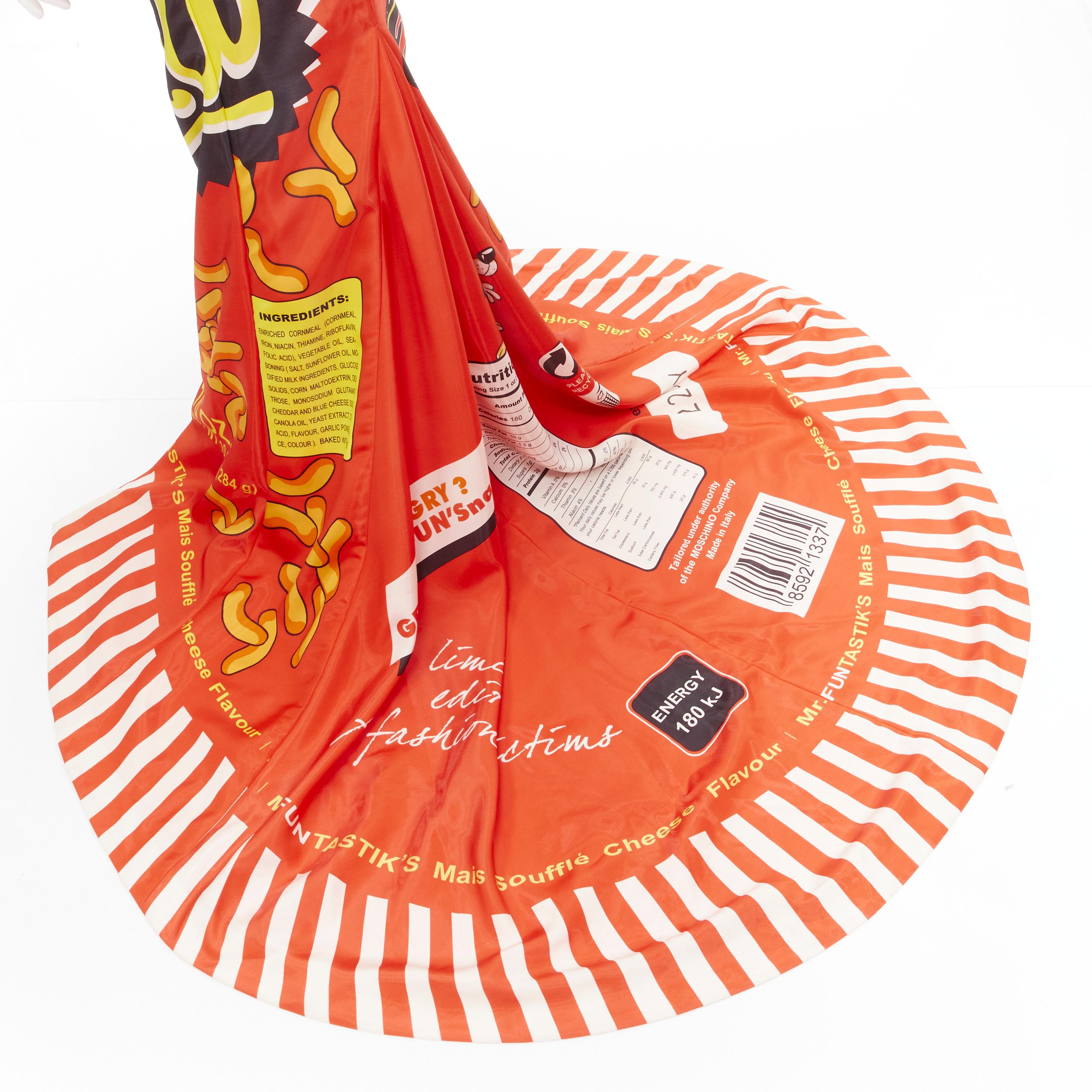 rare MOSCHINO Couture ! 2014 Runway orange Cheetos Junk Food robe à nœud imprimé IT38  en vente 2