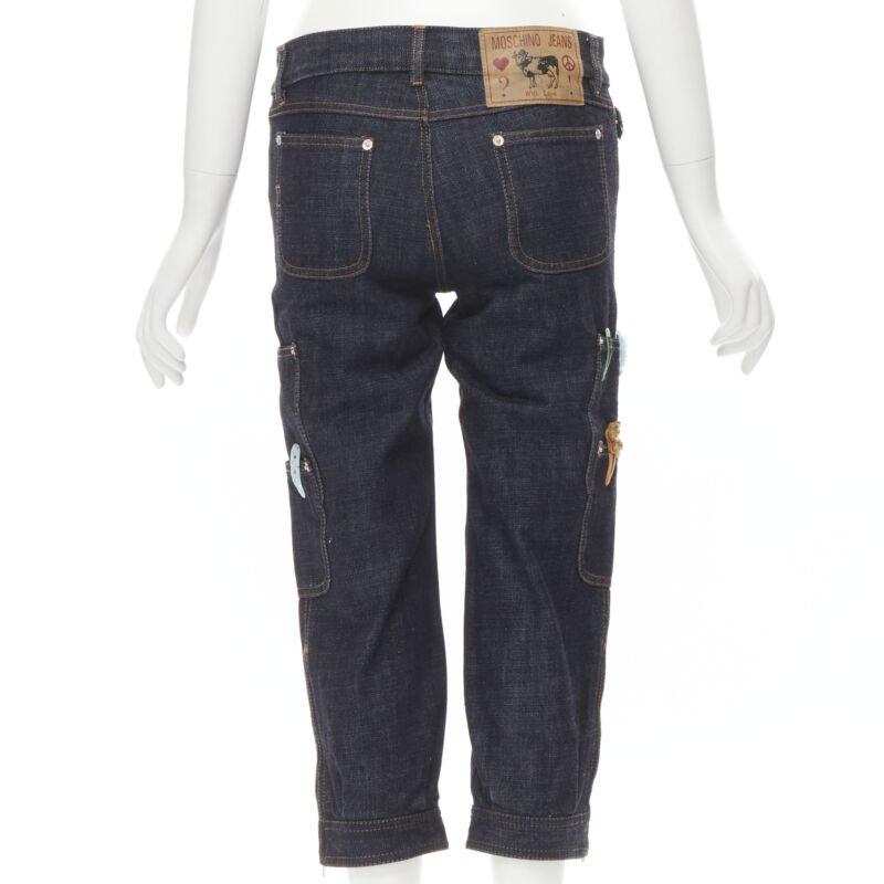 Donna raro Moschino Jeans Jeans vintage in denim scuro con fermaglio ricamato cargo IT38 XS in vendita