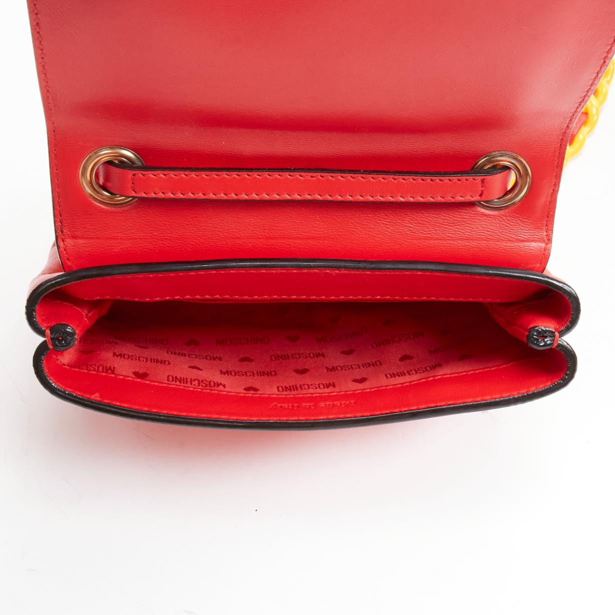 rare MOSCHINO Jeremy Scott 2014 red yellow plastic chain crossbody  bag For Sale 3