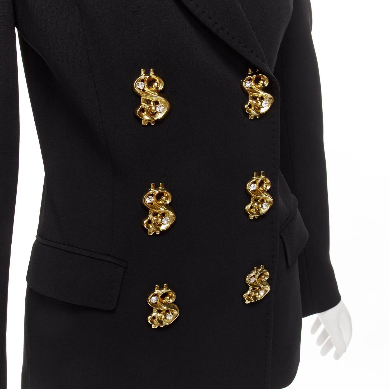 rare MOSCHINO Runway black gold crystal dollar sign button blazer jacket IT40 S
Reference: TGAS/D01115
Brand: Moschino
Designer: Jeremy Scott
Material: Viscose, Blend
Color: Black, Gold
Pattern: Solid
Closure: Snap Buttons
Lining: Black Fabric
Extra