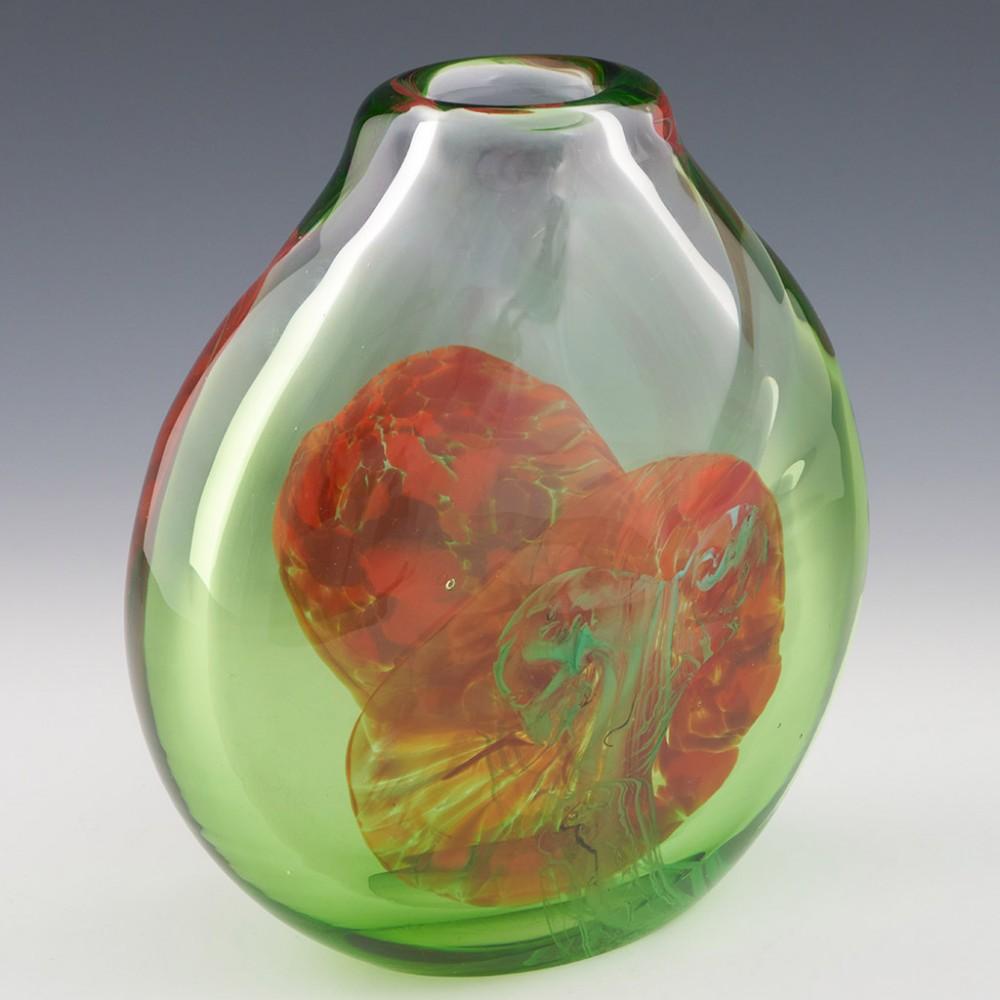 Seltene eiförmige Moser-Vase, entworfen Jiri Suhajek, 1976 im Zustand „Gut“ im Angebot in Tunbridge Wells, GB