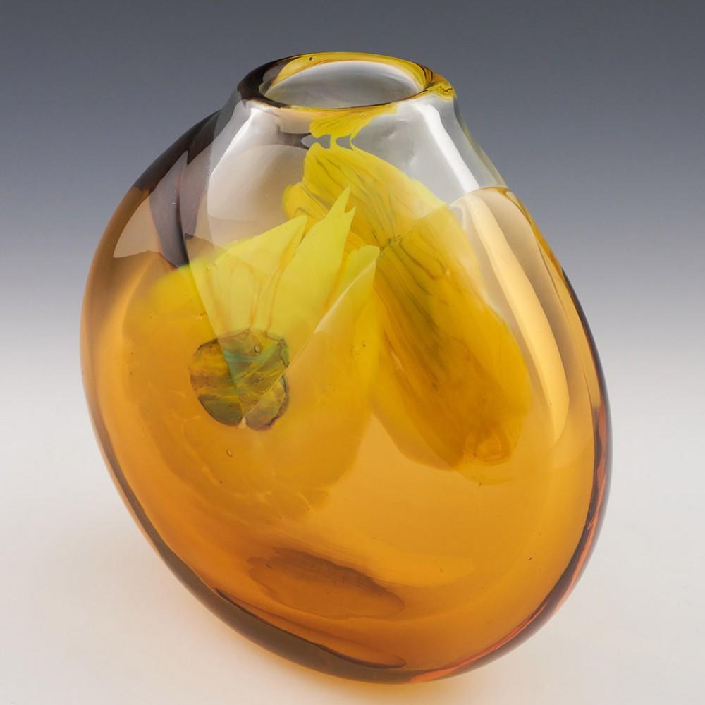 Rare Moser Cased Ovoid Vase Designed Jiri Suhajek, 1976 In Good Condition In Tunbridge Wells, GB