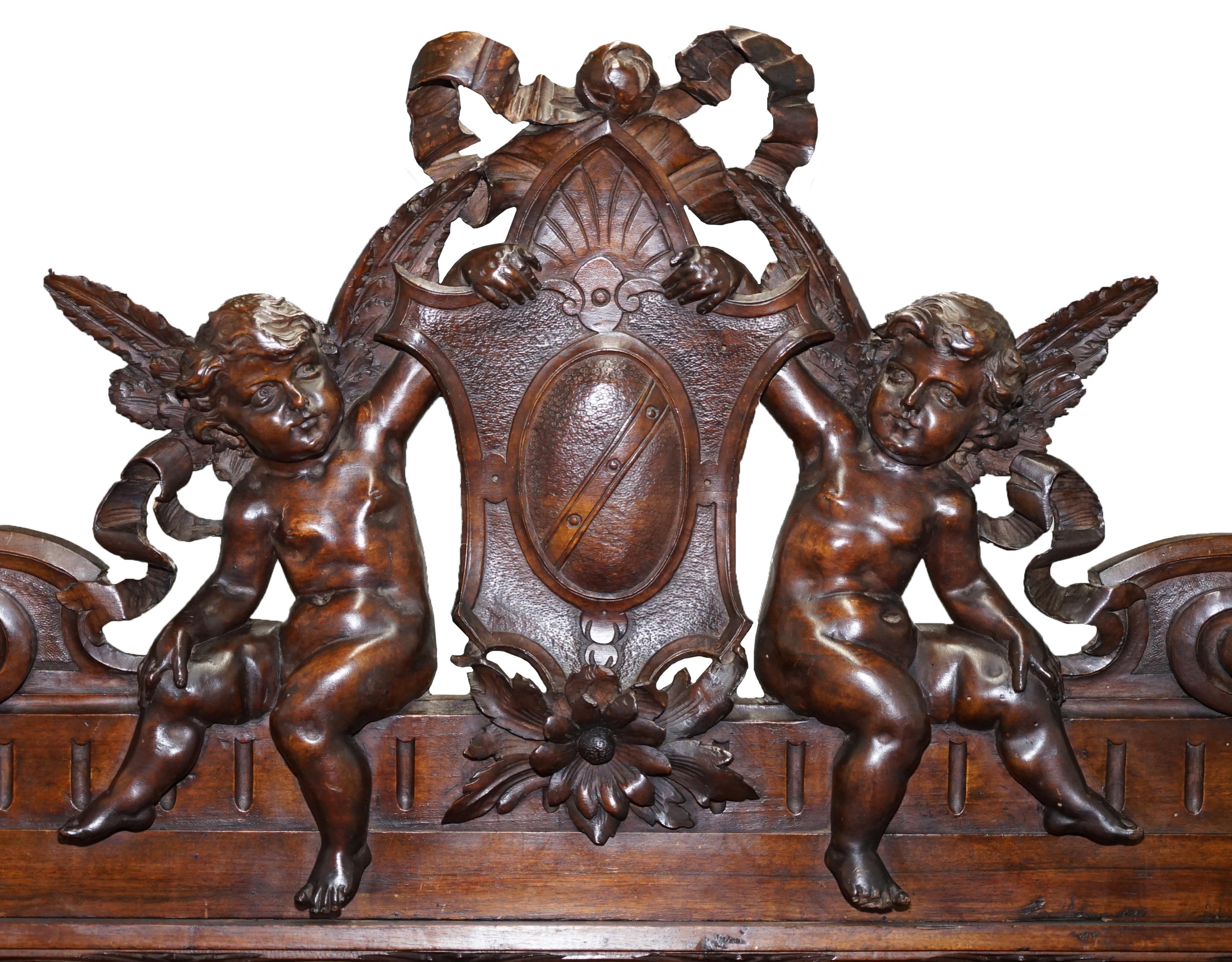 Fait main Rare armoire sculptée Moses Michelangelo Guggenheim & Pauly Cie Et Venice en vente