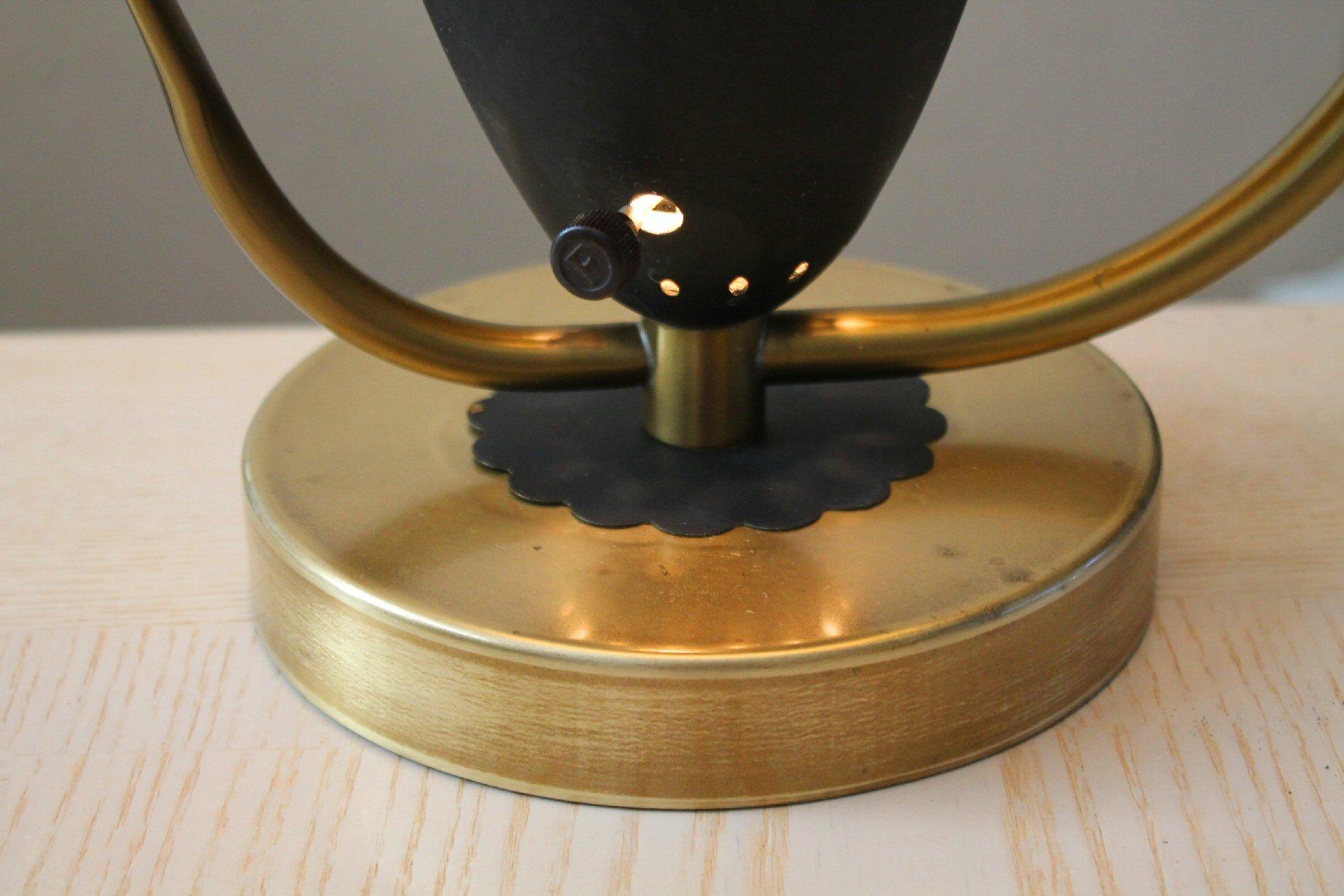 American Rare MOSS Articulating Fiberglass Reflector Table Lamp Mid Century Modern 1950s  For Sale