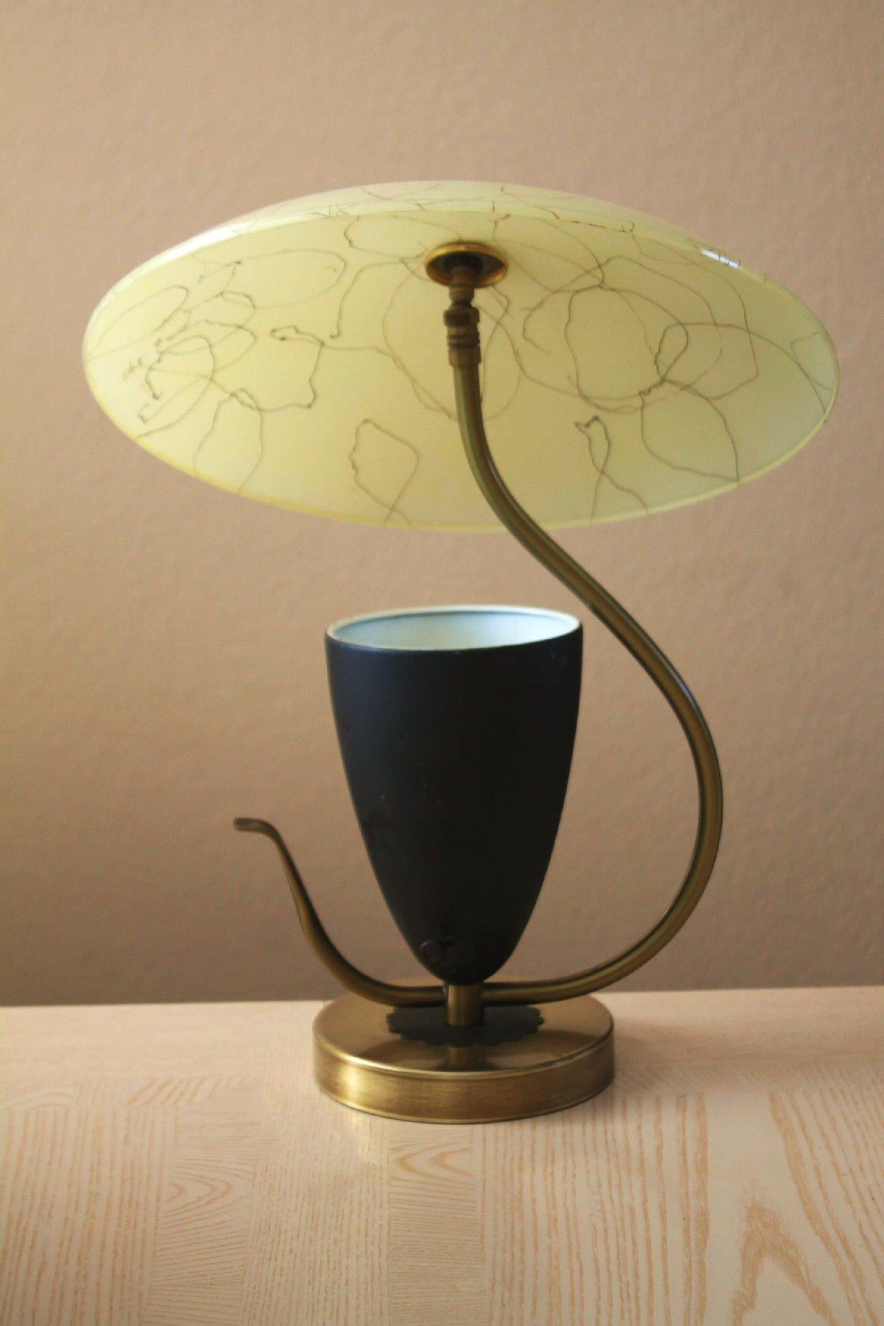 Rare MOSS Articulating Fiberglass Reflector Table Lamp Mid Century Modern 1950s  In Good Condition For Sale In Peoria, AZ