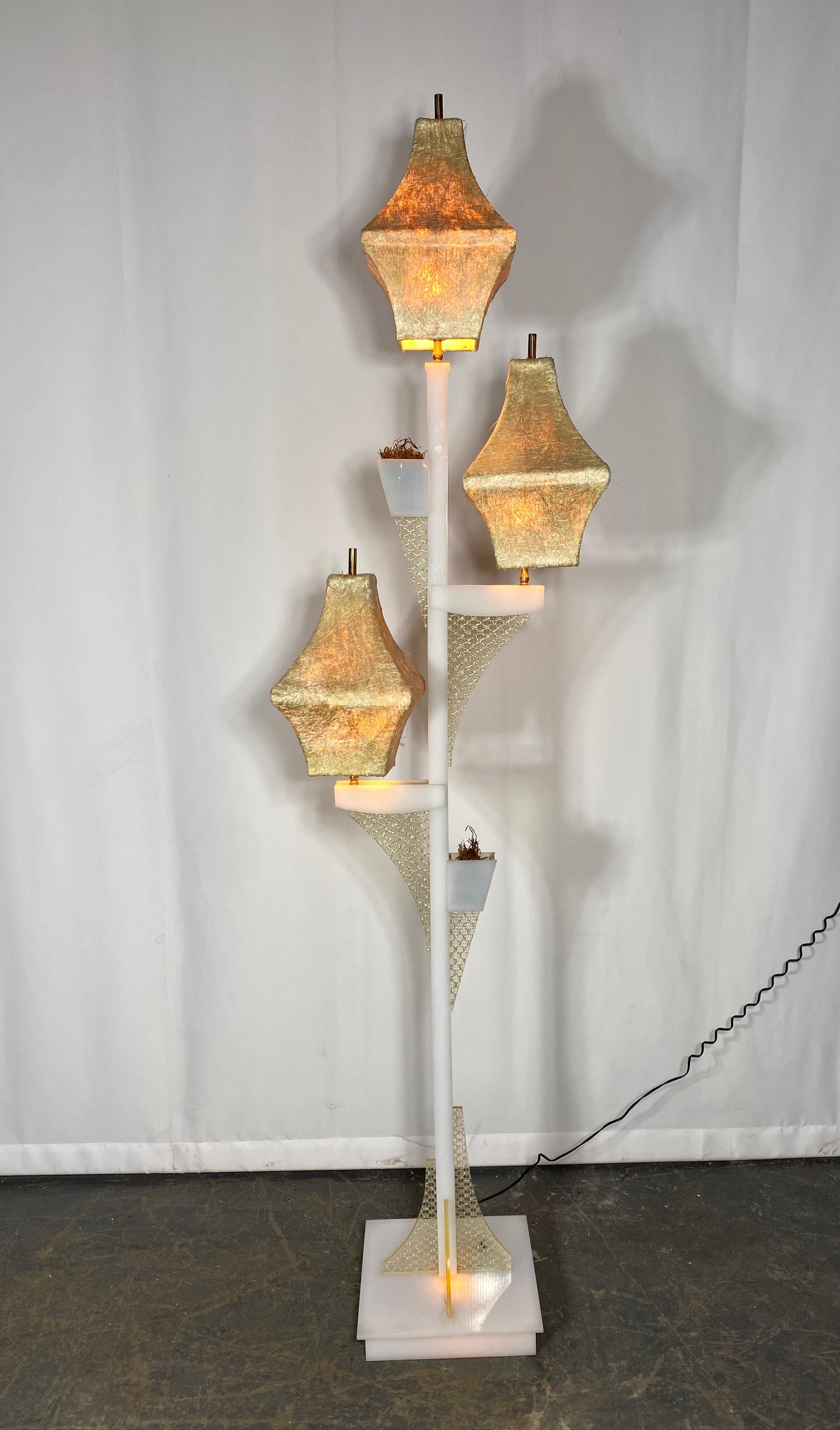 Rare Moss Triple Shade Acrylic / Lucite Floor Lamp, classic mid century modern In Good Condition For Sale In Buffalo, NY