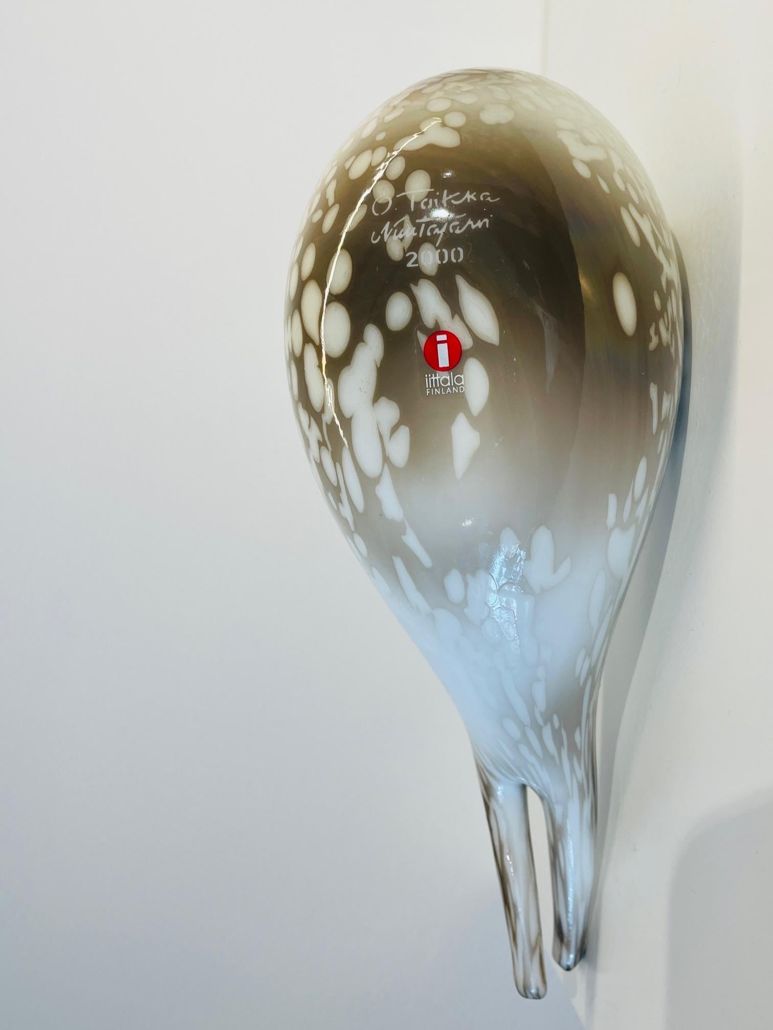 Scandinavian Modern Rare Mounth-Blown Glass Artic Tern by Oiva Toikka for Ittala, 2000. Annual Bird