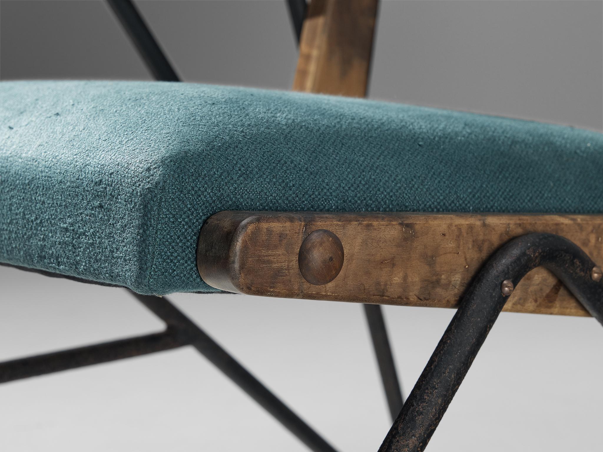 Raro par de sillones Moyses B. Klajn para Moveis Leal con estructura de hierro Brasileño en venta