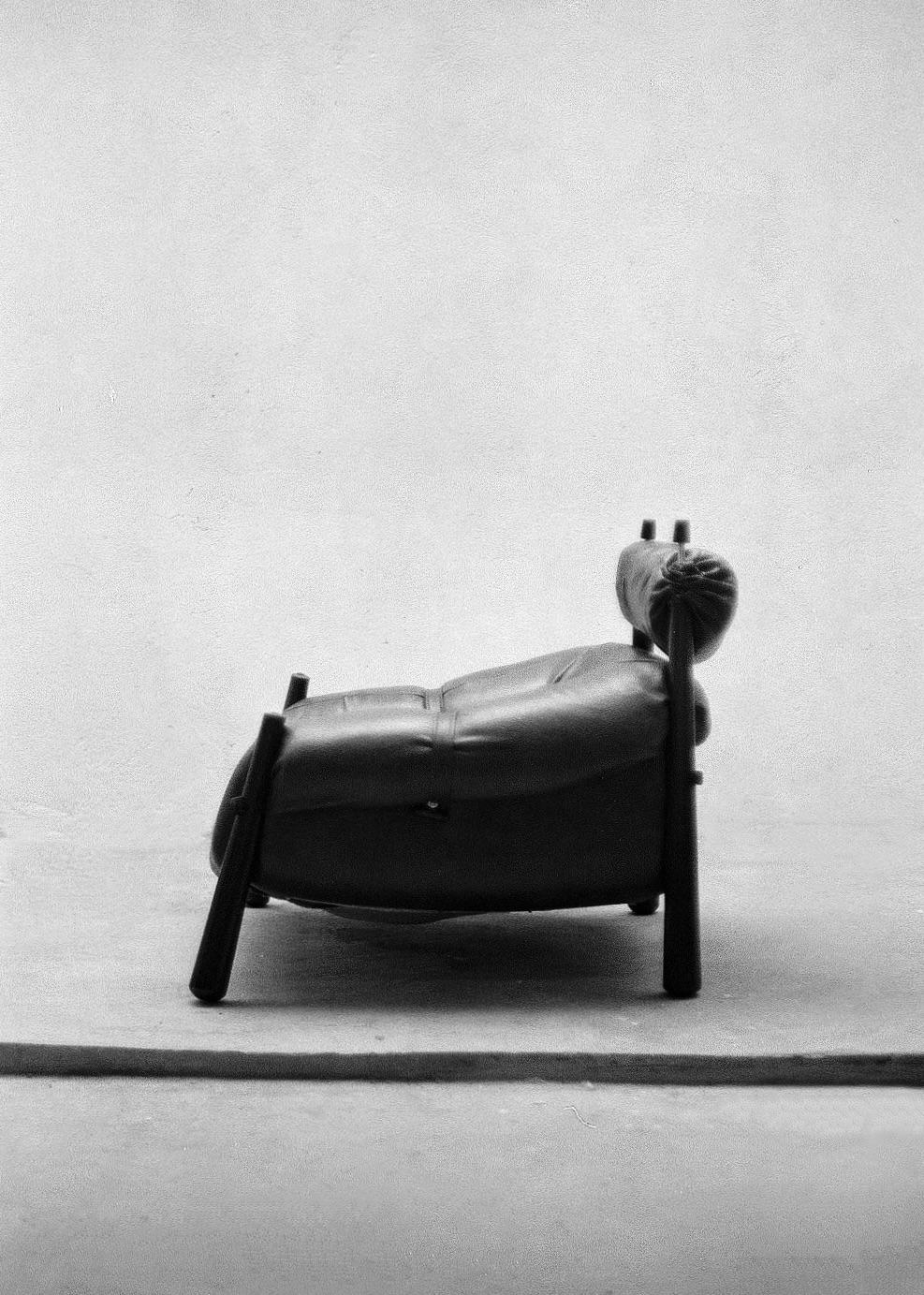 20ième siècle Chaise longue et pouf MP-81 en cuir d'origine de Percival Lafer, 1970