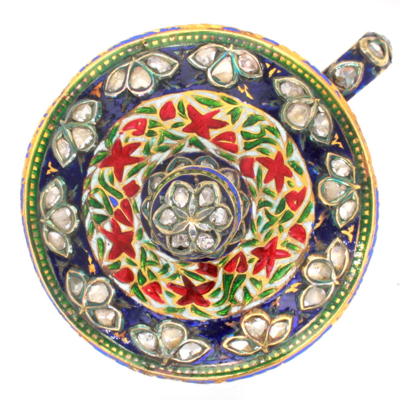 Rare Mughal Enamel and Diamond Cup, Early 19th Century For Sale 3