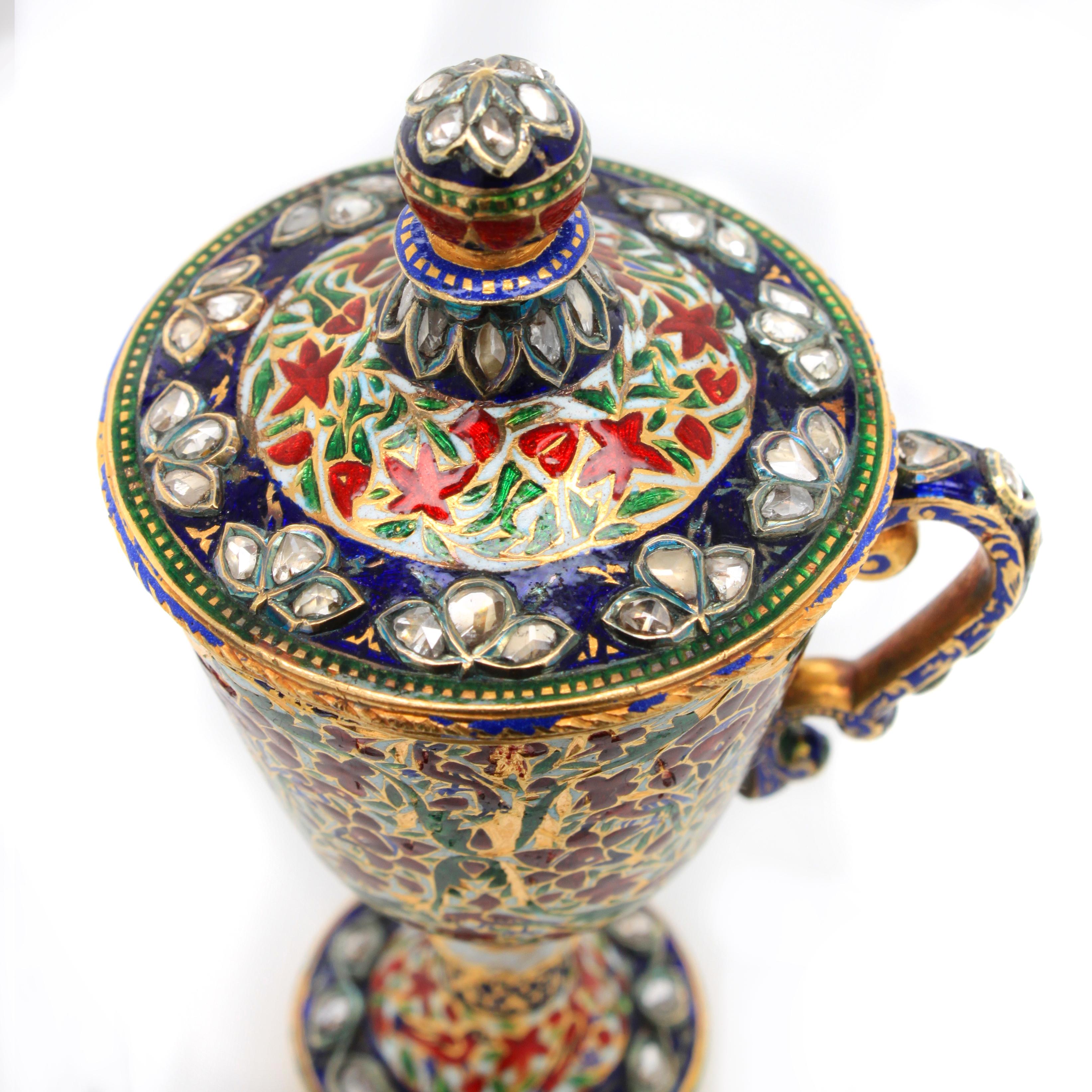 Rare Mughal Enamel and Diamond Cup, Early 19th Century For Sale 4