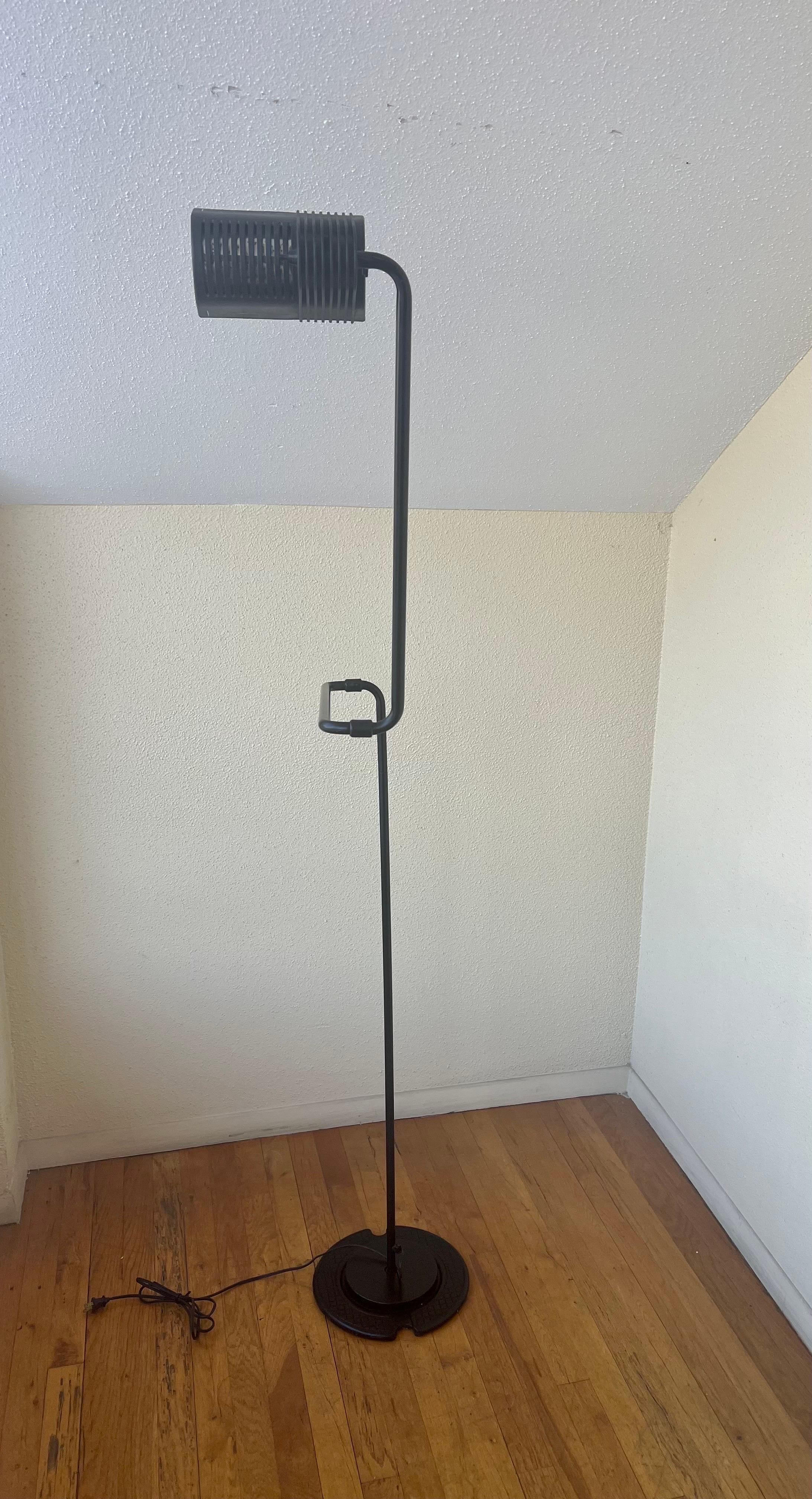 Rare Multidirectional Floor Clip Lamp by Hannes Wettstein for Belux For Sale 1