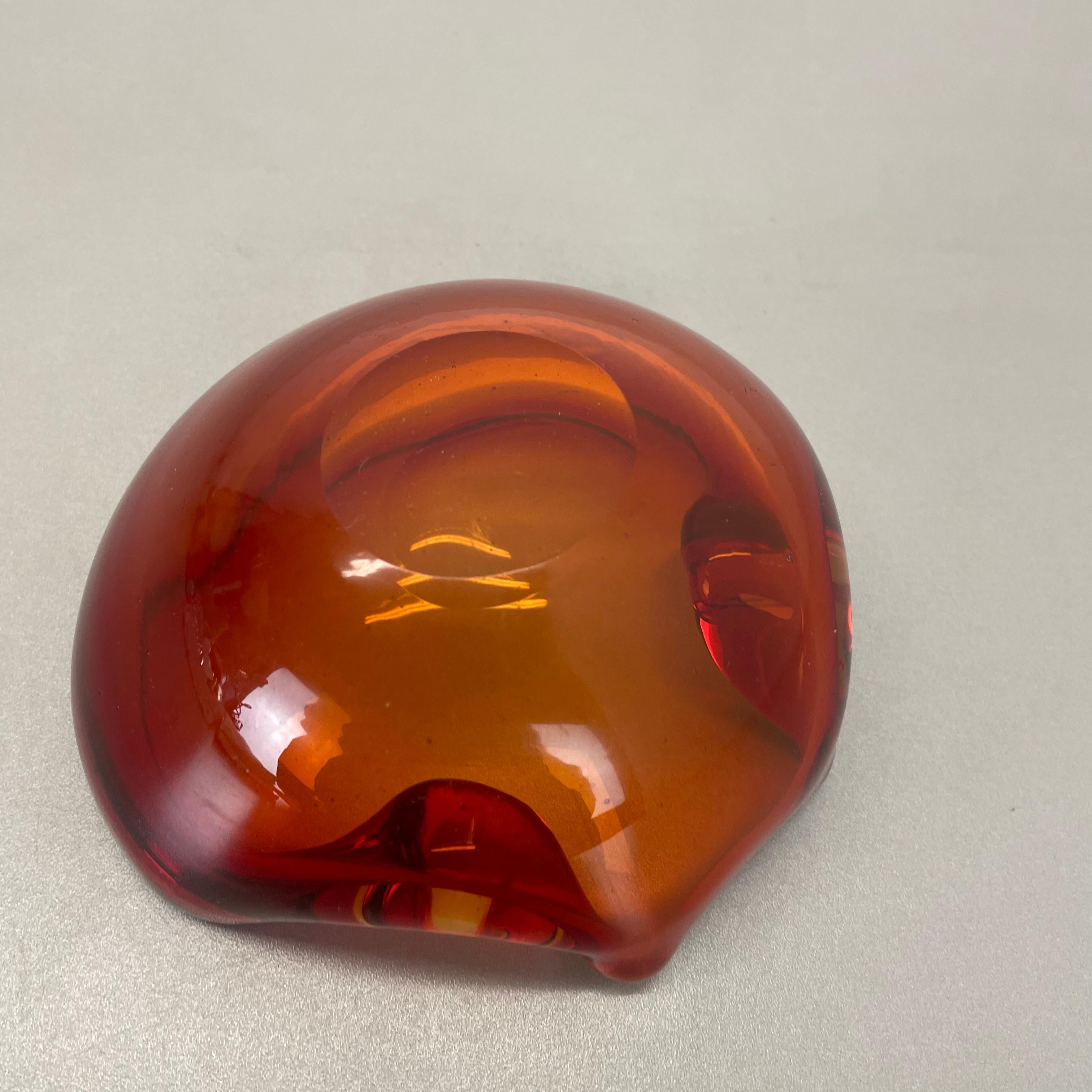 Rare verre de Murano rouge-jaune  Cendrier en forme de bol en coquillage de Murano, Italie, années 1970 en vente 7