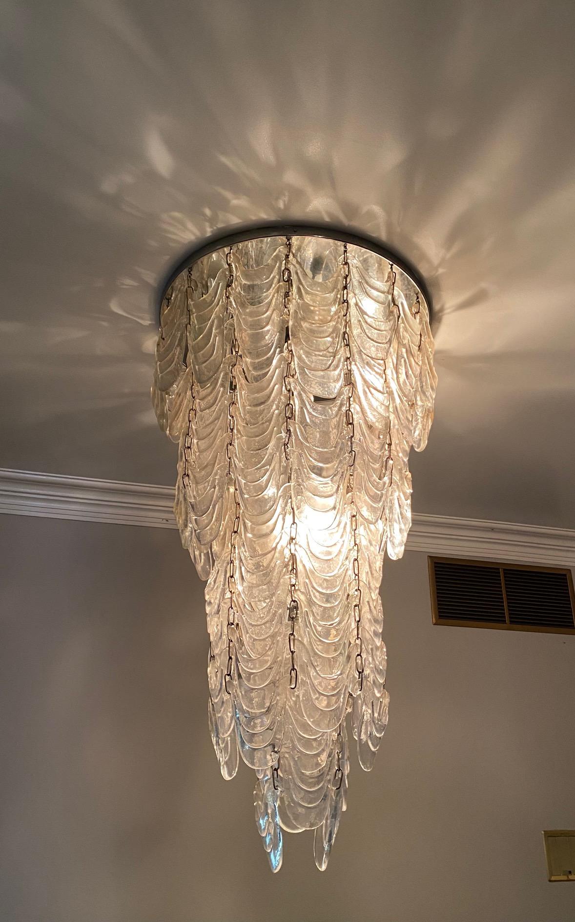 Rare Murano  Mazzega Glass Cascading Chandelier In Good Condition For Sale In Montreal, QC