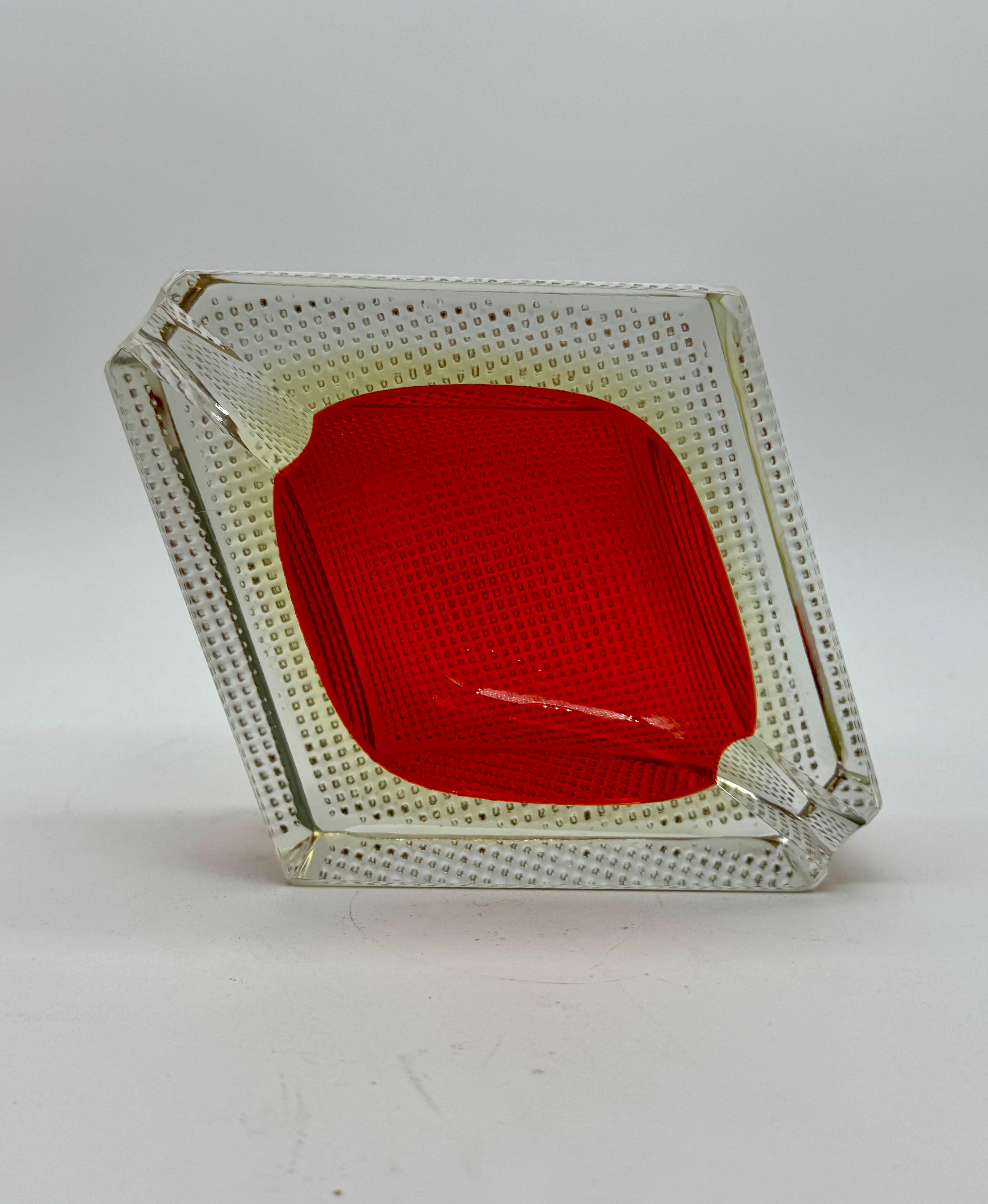 Italian Rare Murano Uranium Glass Ashtray, Flavio Poli for Seguso, Sommerso Technique, 1 For Sale