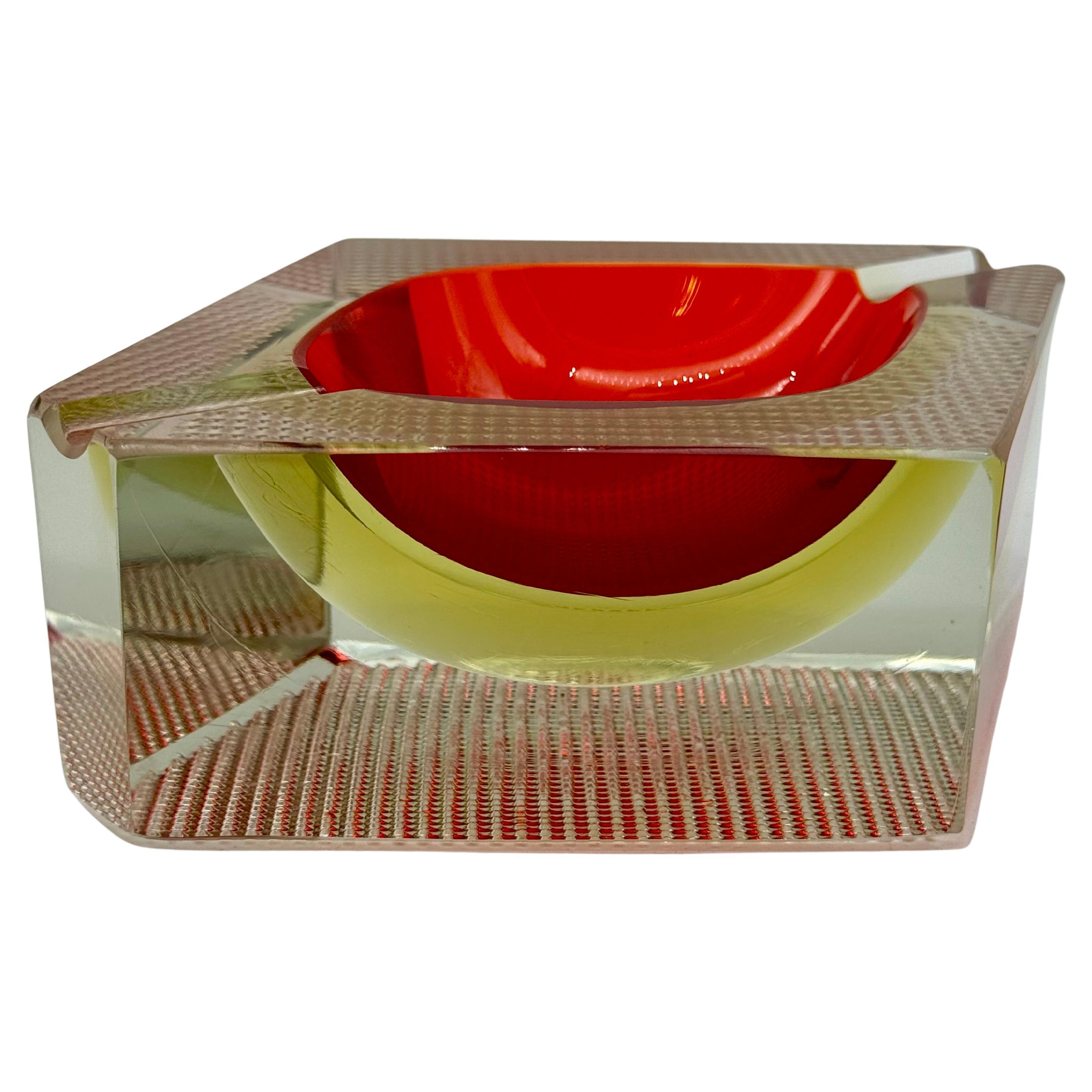 Rare Murano Uranium Glass Ashtray, Flavio Poli for Seguso, Sommerso Technique, 1 For Sale