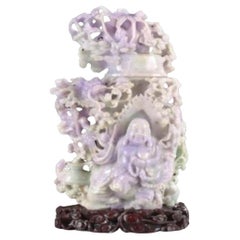 Rara escultura de buda de jadeíta verde lavanda natural tallada con calidad de museo