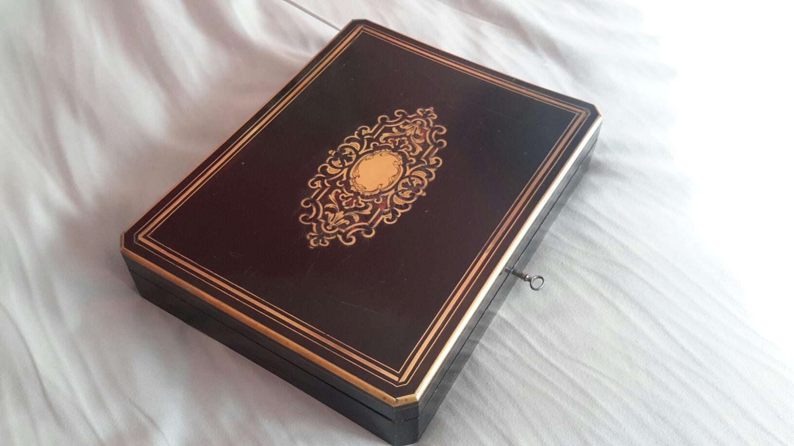 19th Century Rare Napoléon III Game Box in Boulle Style Marquetry, France, 1880s For Sale