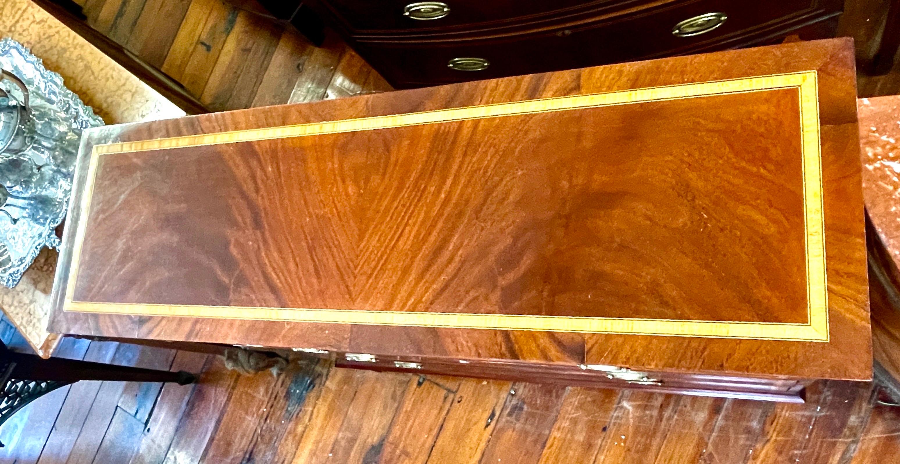 Rare Narrow Antique English Geo.IV Inlaid Flame Mahogany 2 over 3 Chest of Dwrs For Sale 6