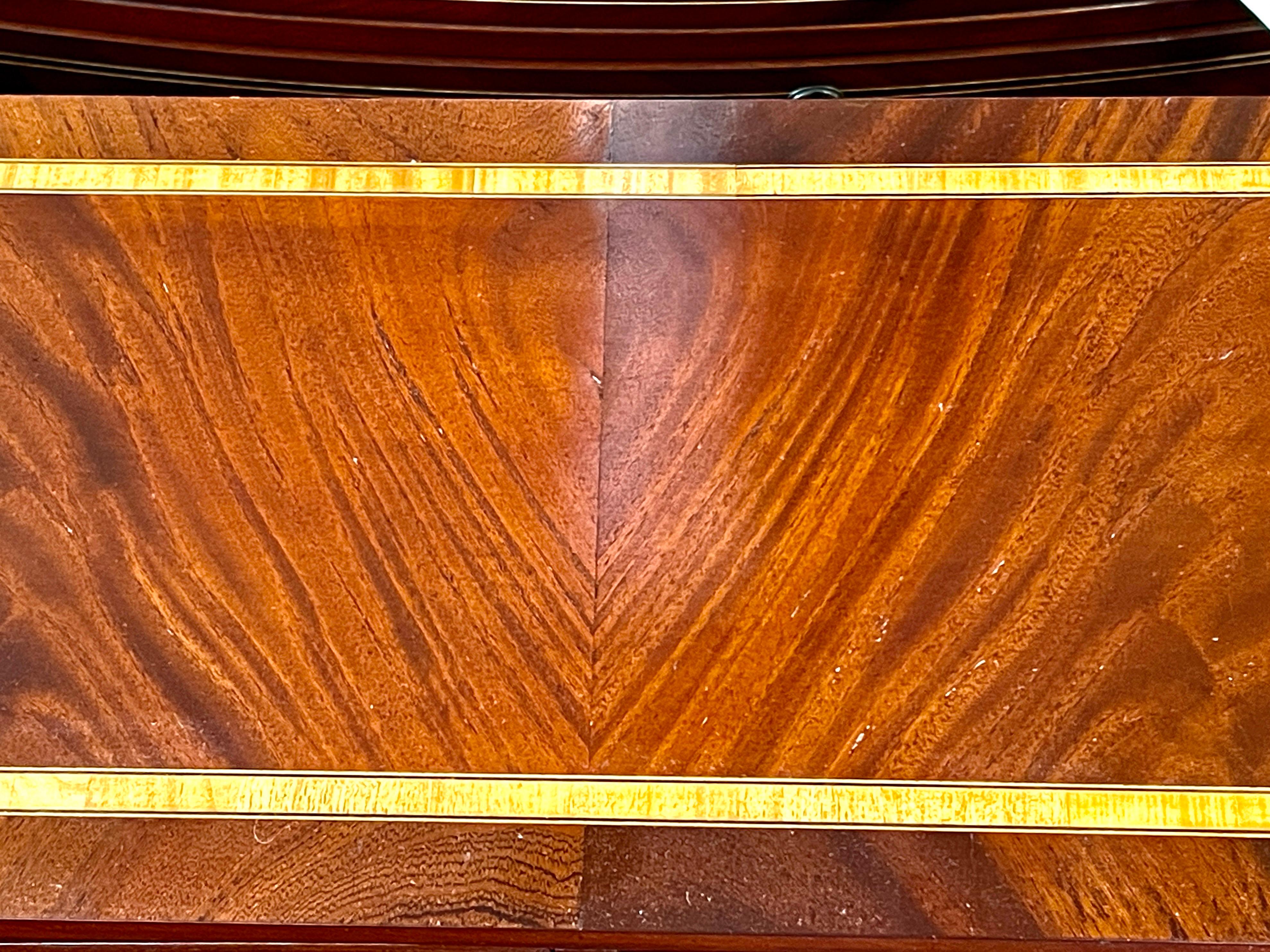 Rare Narrow Antique English Geo.IV Inlaid Flame Mahogany 2 over 3 Chest of Dwrs In Good Condition For Sale In Charleston, SC