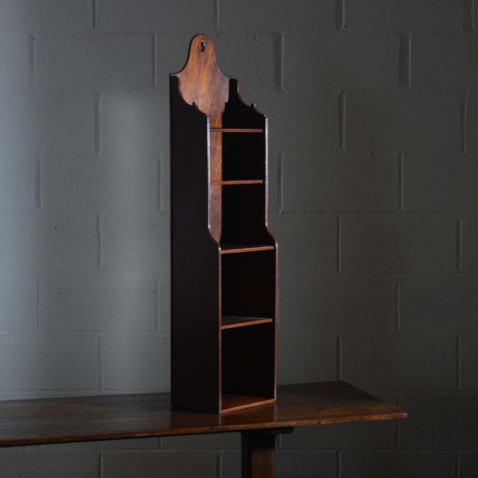 Rare Narrow Georgian mahogany waterfall shelves For Sale 1
