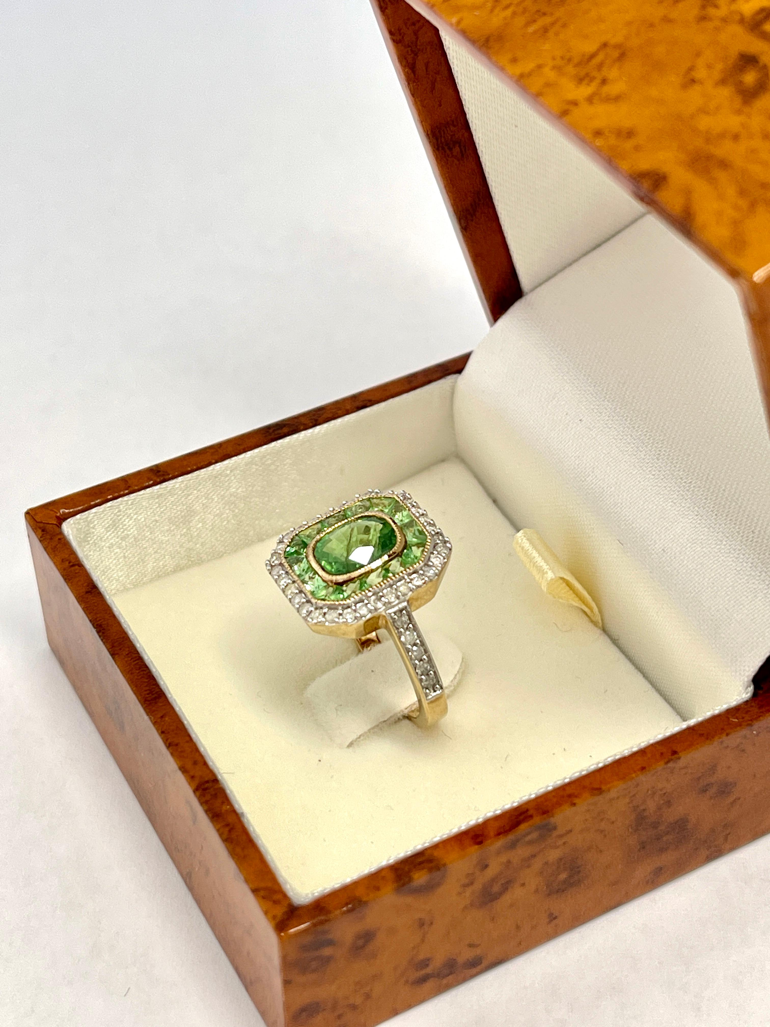Rare Natural 1ct Carat Tsavorite Garnet Diamond Ring Art Deco Style 9ct Gold For Sale 2