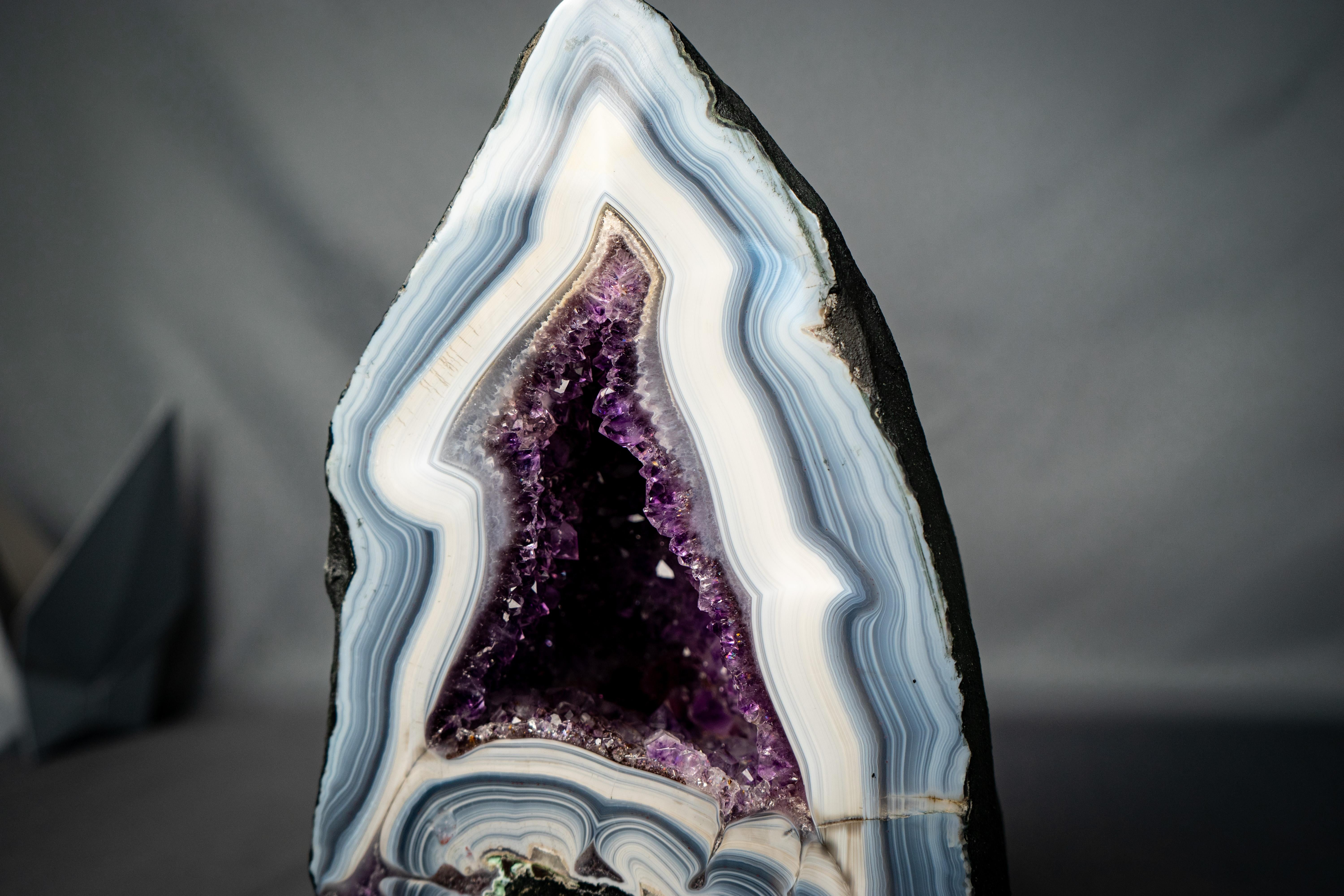 Rare Natural Agate Geode In New Condition For Sale In Ametista Do Sul, BR