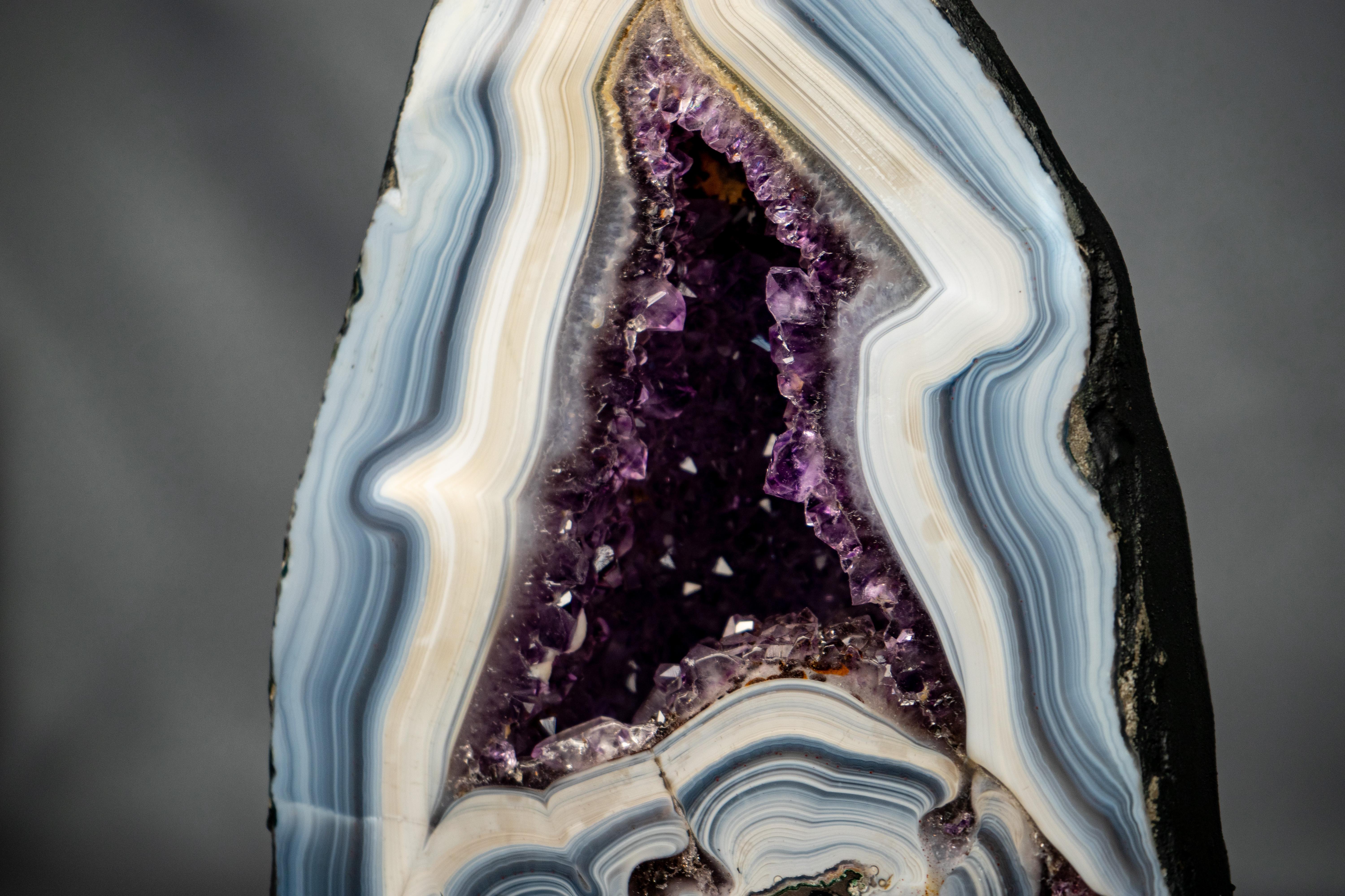 Rare Natural Agate Geode In New Condition For Sale In Ametista Do Sul, BR