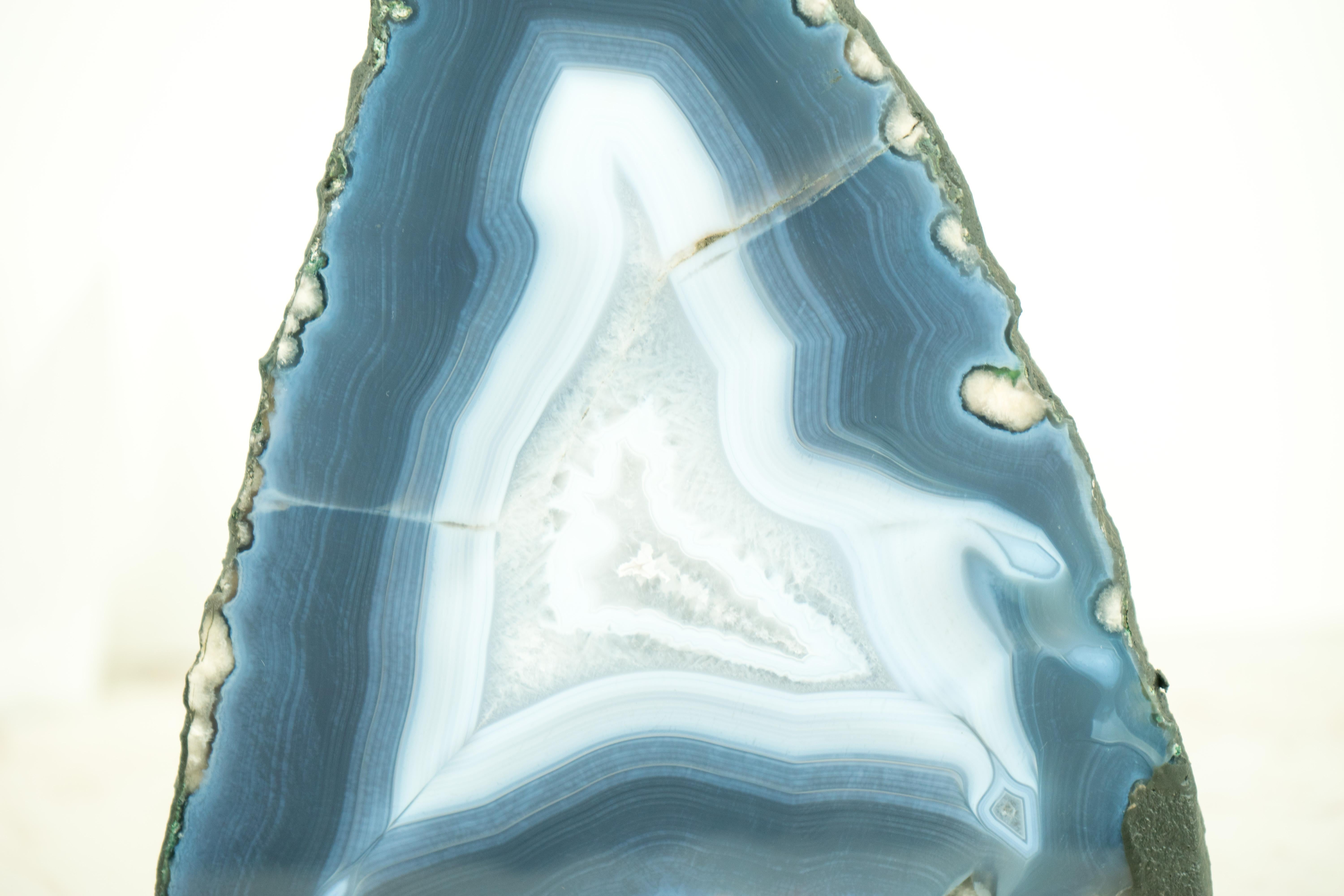 Rara Geoda Natural de Ágata Azul Encaje con Inclusiones de Calcita en venta 5