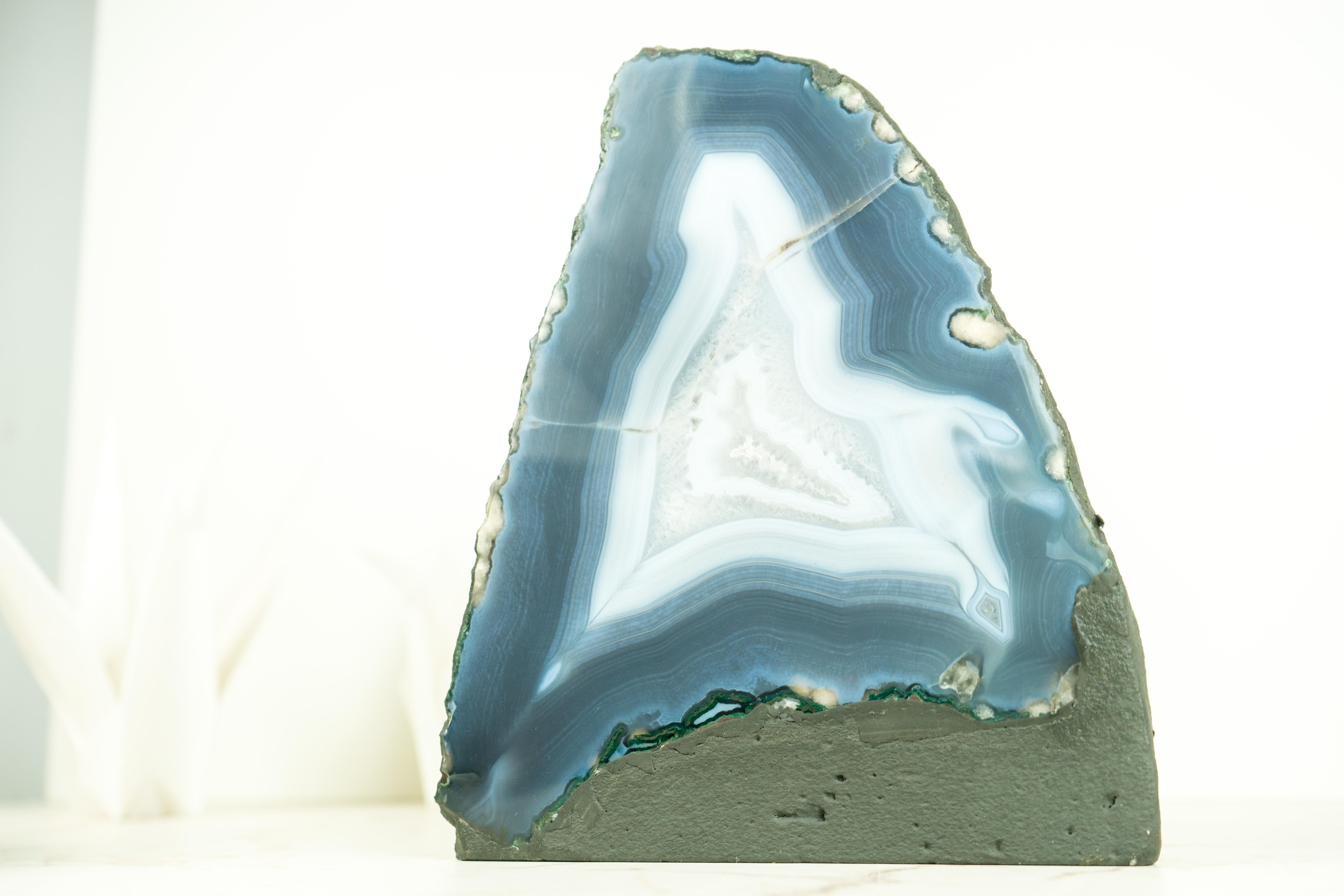 Rara Geoda Natural de Ágata Azul Encaje con Inclusiones de Calcita en venta 10
