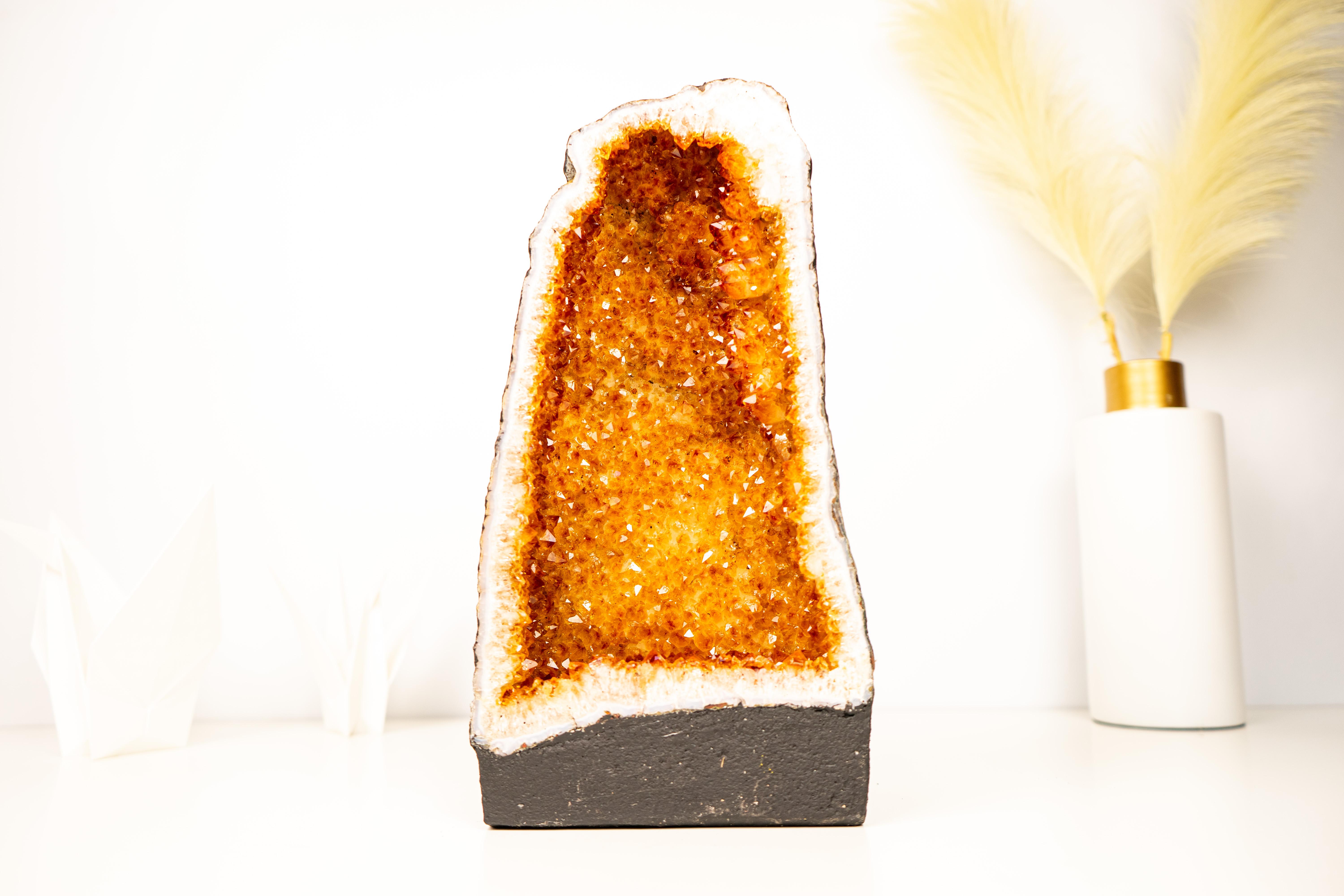 Natural Citrine Geode with Beautiful Cathedral Formation

▫️ Description

This perfectly formed Citrine geode is a high-grade specimen with extraordinary aesthetics, being the ideal crystal to elevate the energy of your space and serve as an accent