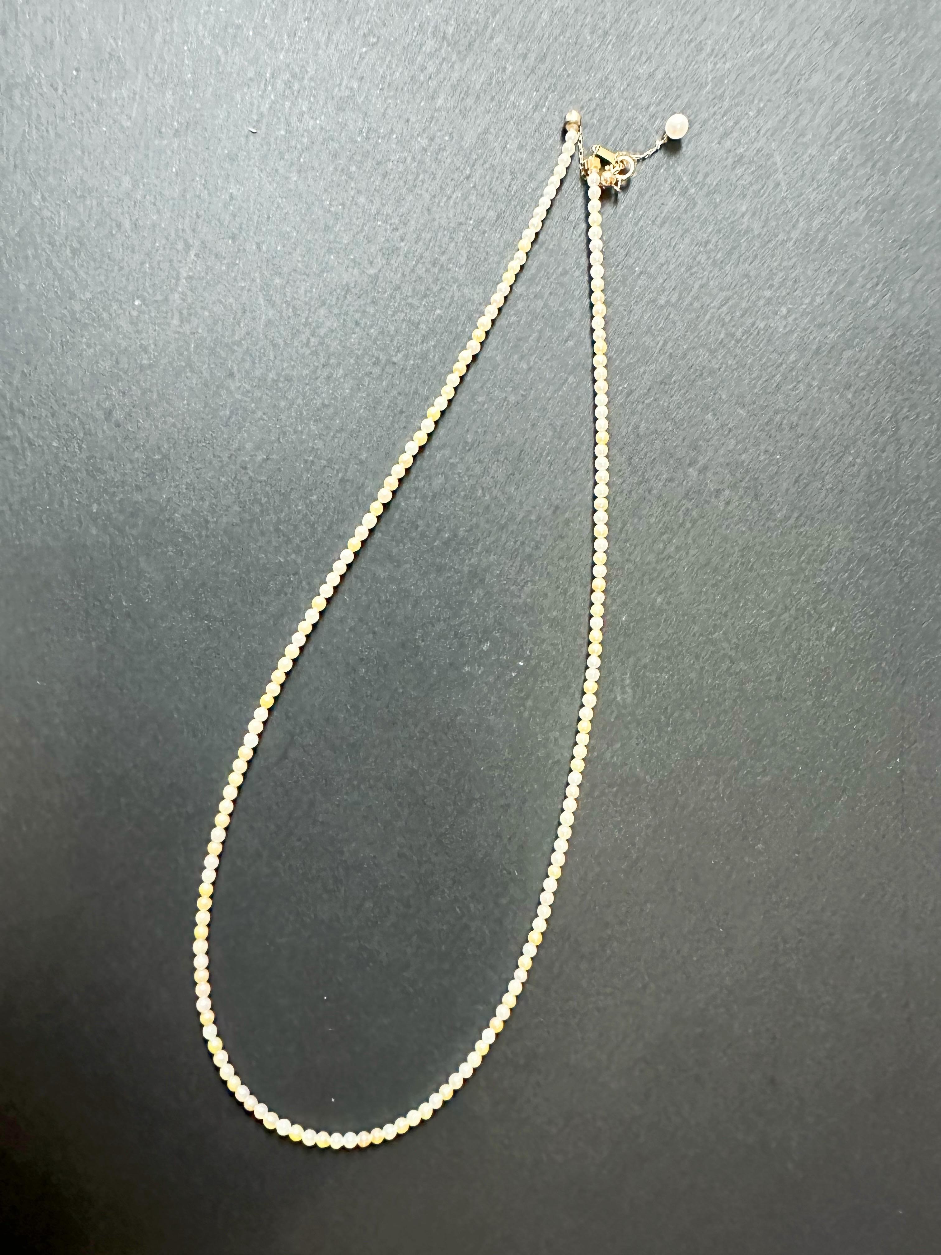 Contemporary Rare Natural Japan White Golden Yellow Sea Water Baby Akoya Pearl Necklace For Sale
