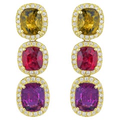 Rari orecchini di spinello naturale multicolore con diamante aureolato 8,50 carati in oro 18 carati