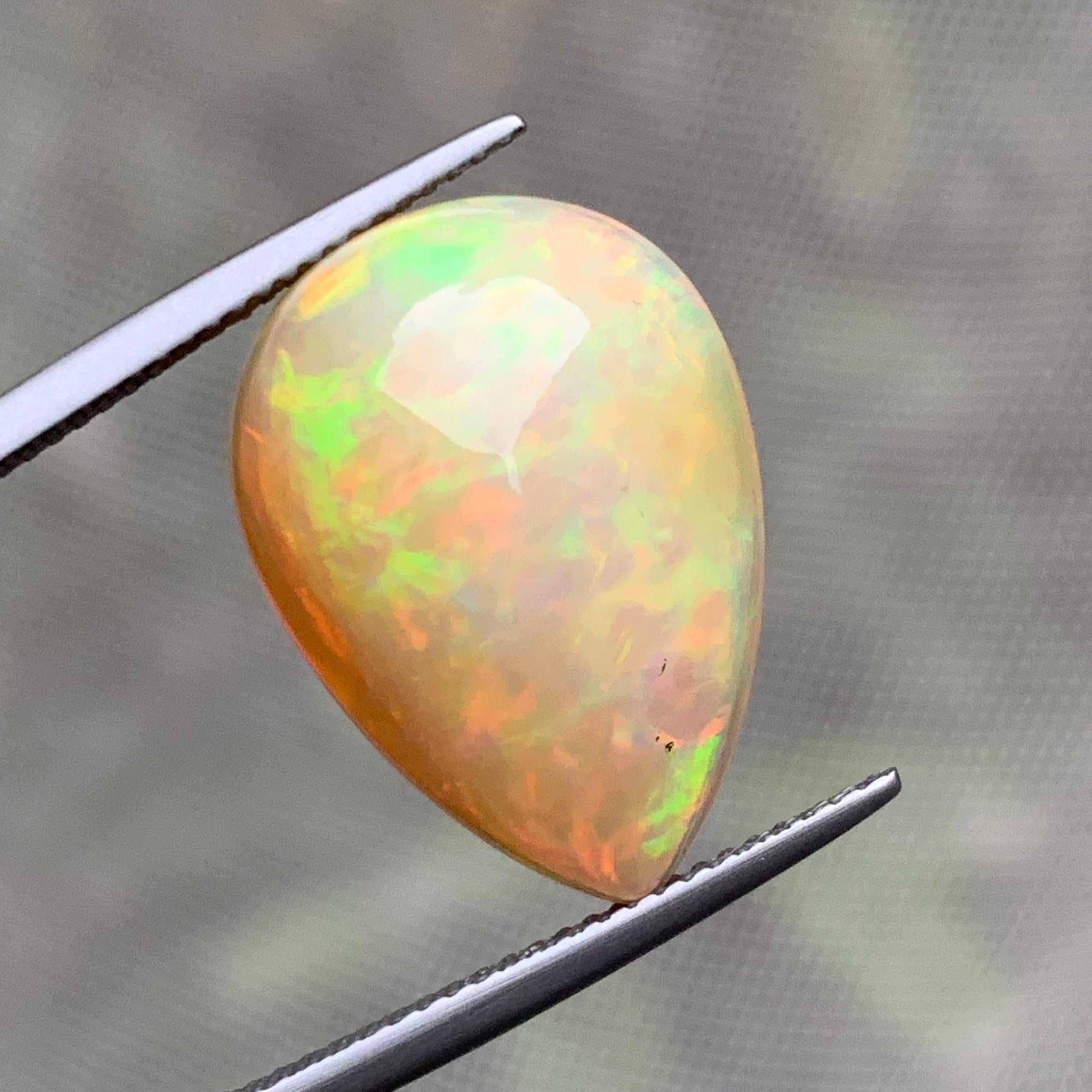 Opal with fire and play of color has always been considered one of the most desired gems in the marketplace, earning it the undisputed title as ‘Queen of Gemstones’. With the discovery of precious (and stable) opal in Ethiopia’s northern Welo