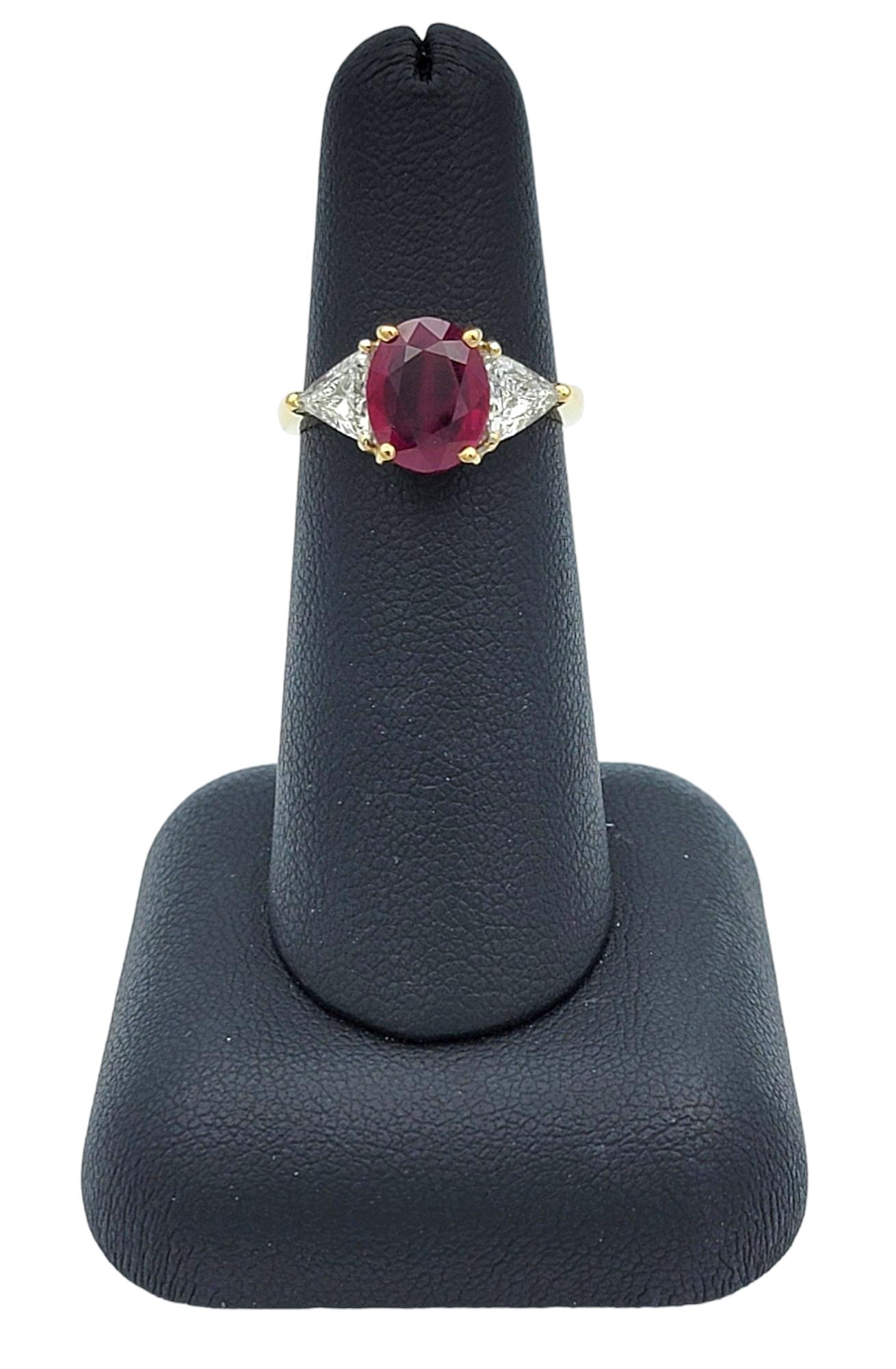 Rare Natural Oval Cut Burma Ruby and Trillion Diamond Ring 18 Karat Yellow Gold For Sale 5