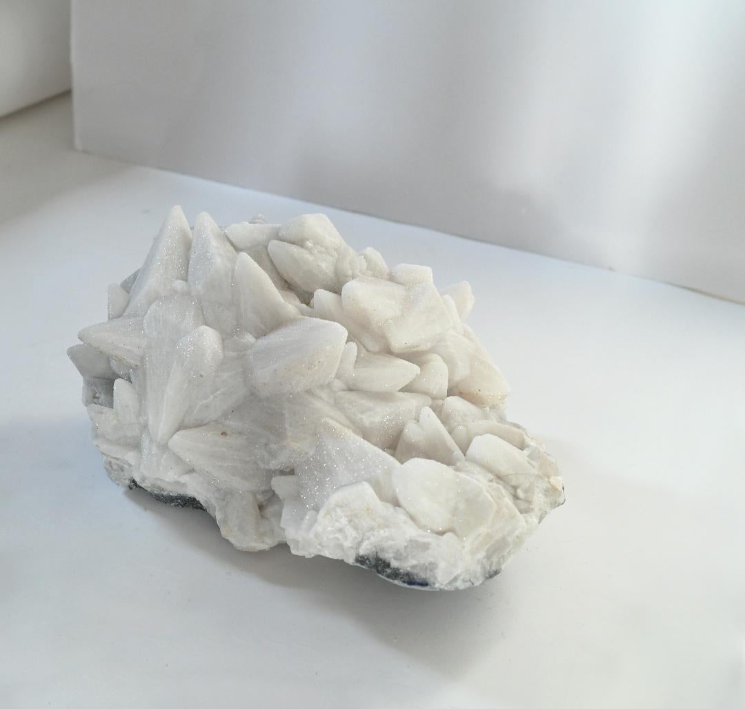 Sculpture rare en quartz naturel en vente 1