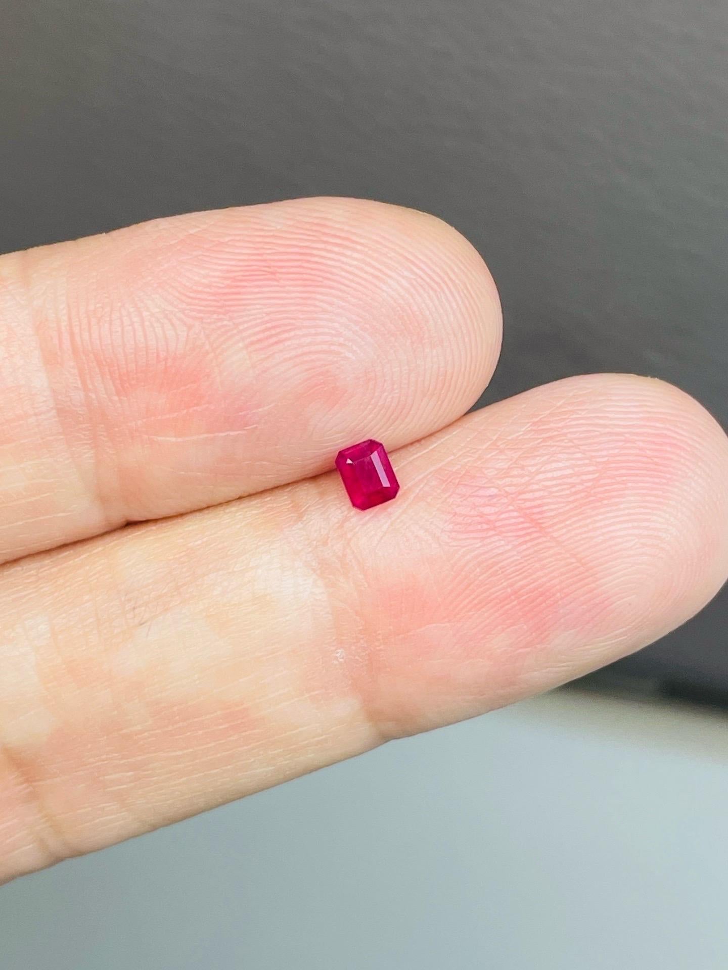 Name: red beryl emerald 
weight: 0.16ct 
size: 3.74*2.98mm
origin: American 
color: red 
clarity: high 
certificate: guild 
Cut: emrald cut 
others:

Red emeralds, also known as red beryl or bixbite, are exceptionally rare gemstones. They are even