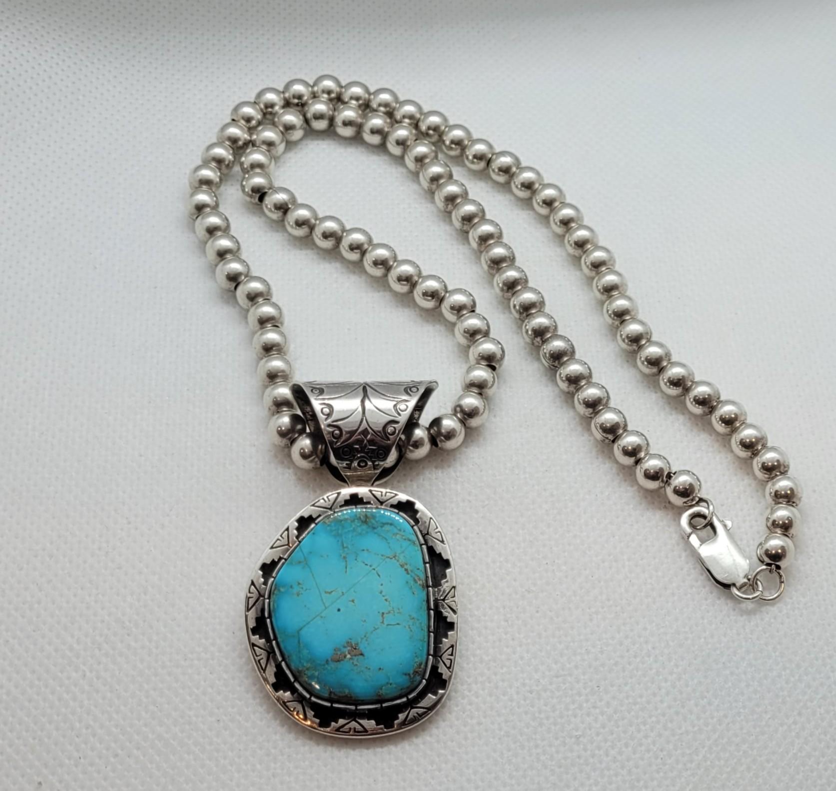 Oval Cut Rare Navajo American Indian Turquoise Sterling Silver Pendant with Necklace Fine