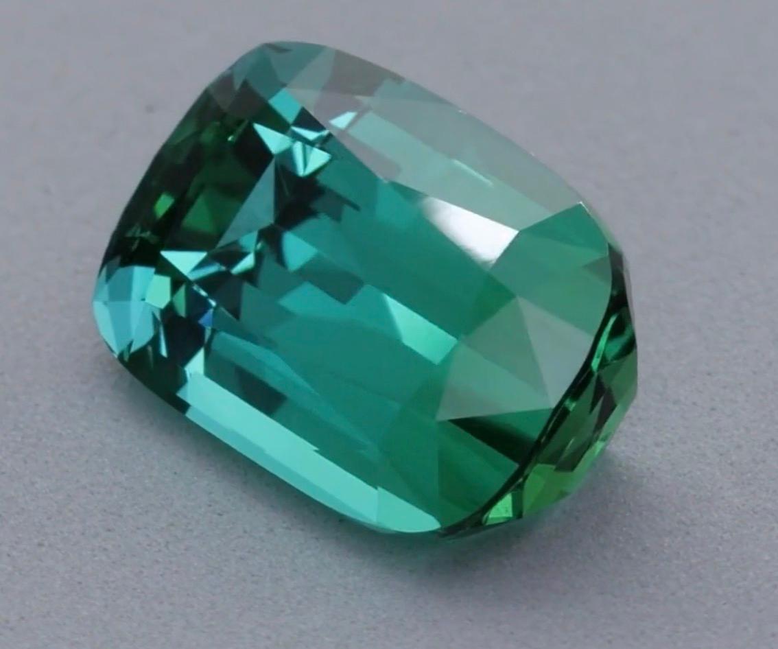 Rare Near-10ct Lagoon Tourmaline Cushion Cut — GIA Report In Excellent Condition For Sale In Tampa, FL
