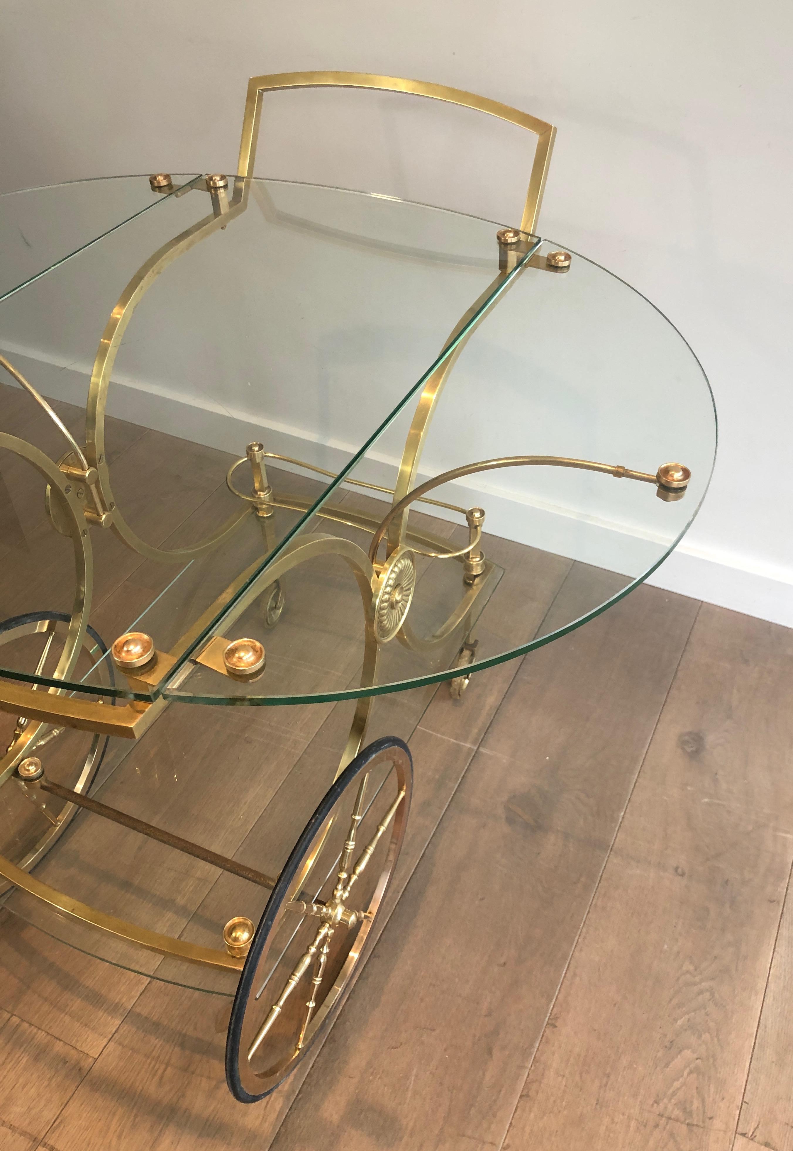 Rare Neoclassical Style Brass and Glass Drinks Trolley by Maison Bagués For Sale 4