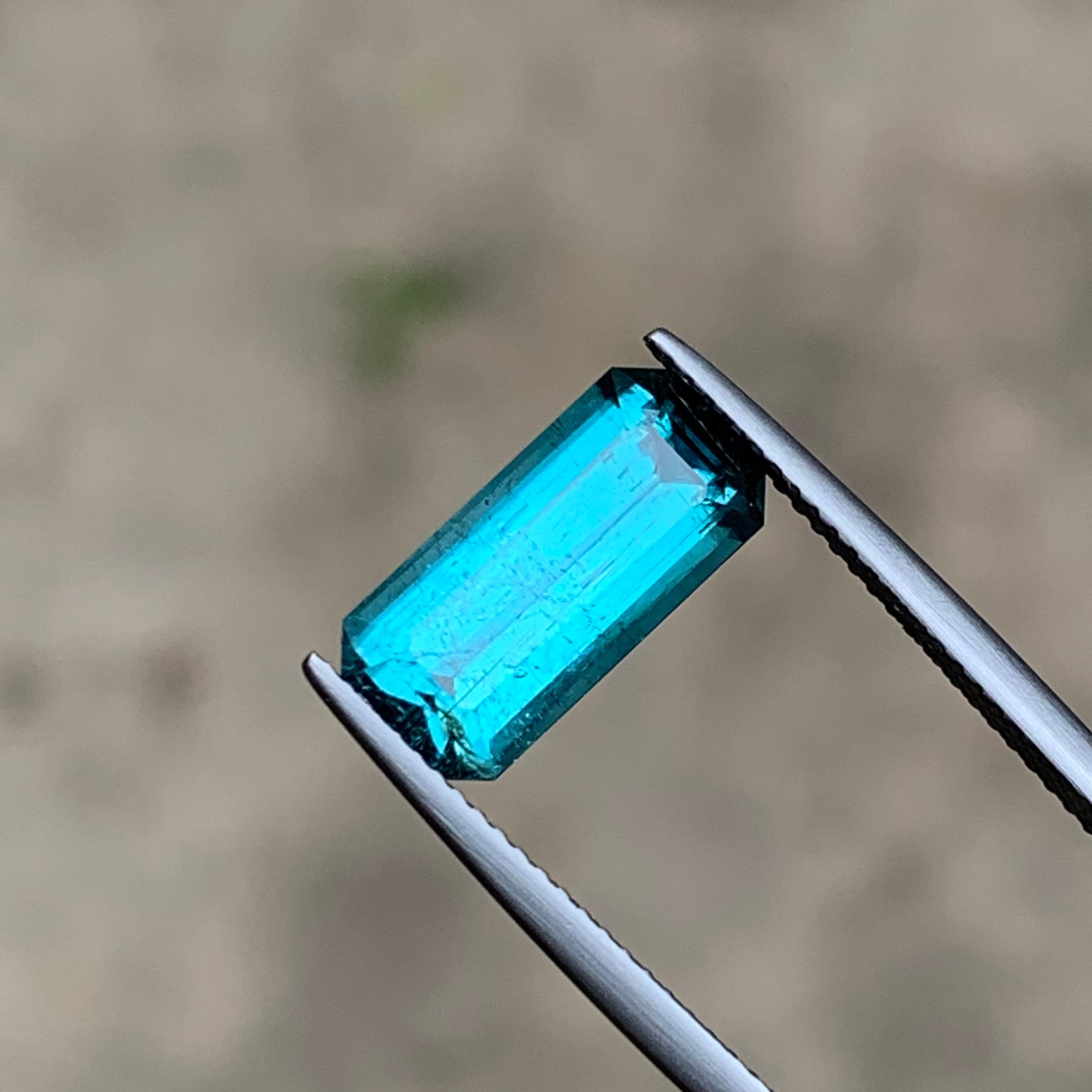 Rare Neon Blue Natural Tourmaline Gemstone, 4 Ct Emerald Cut for Ring/Jewelry AF For Sale 5
