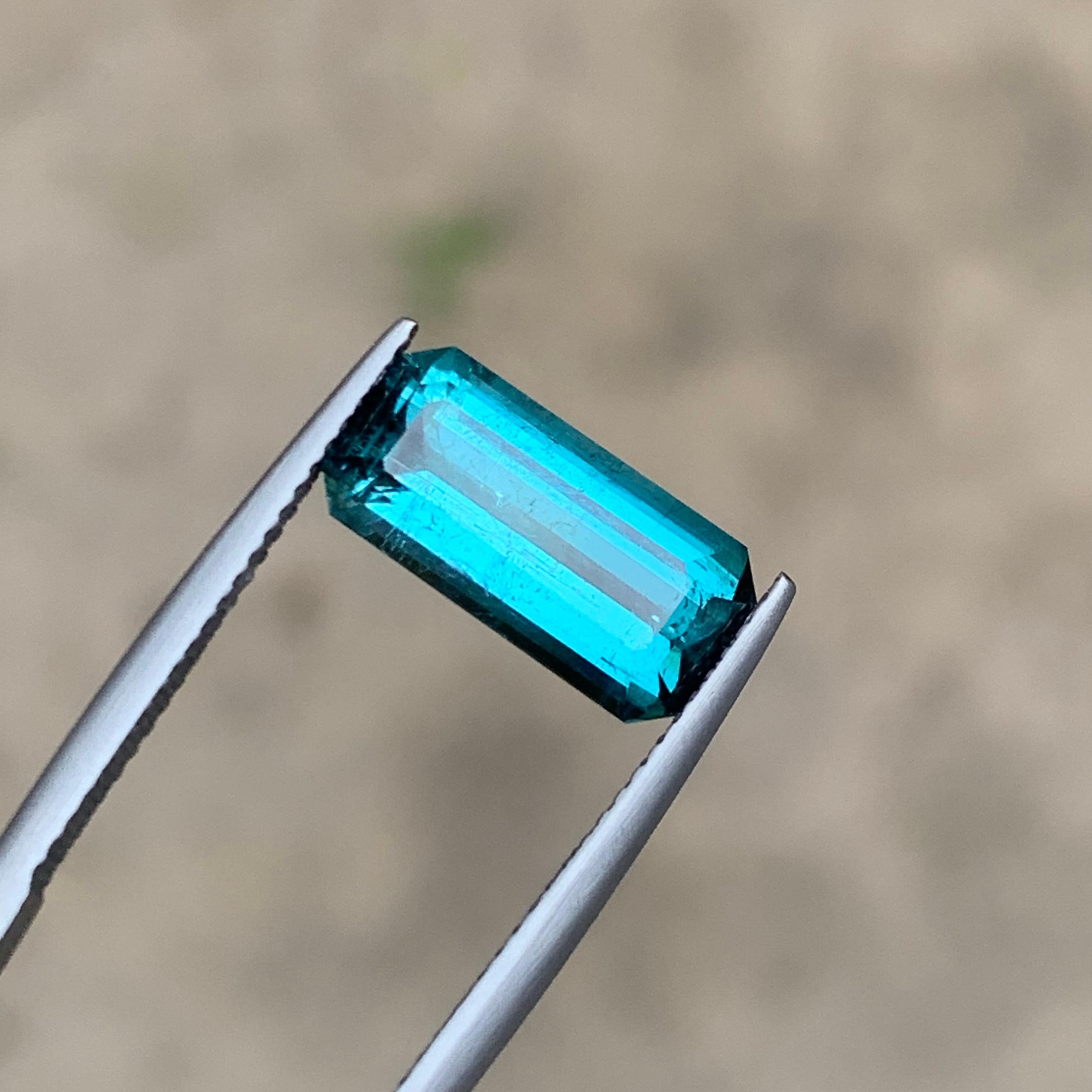 Rare Neon Blue Natural Tourmaline Gemstone, 4 Ct Emerald Cut for Ring/Jewelry AF For Sale 1