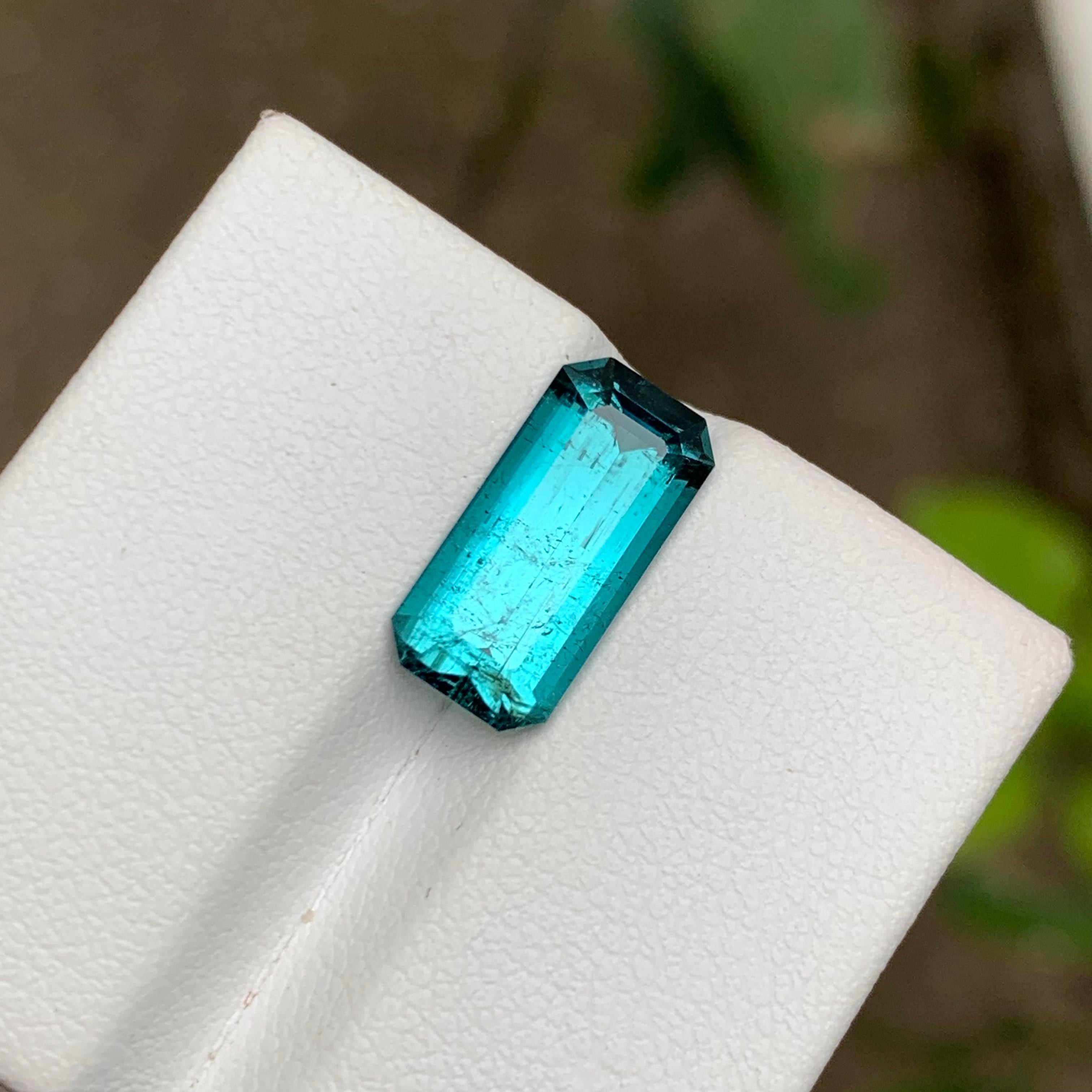 Rare Neon Blue Natural Tourmaline Gemstone, 4 Ct Emerald Cut for Ring/Jewelry AF For Sale 2