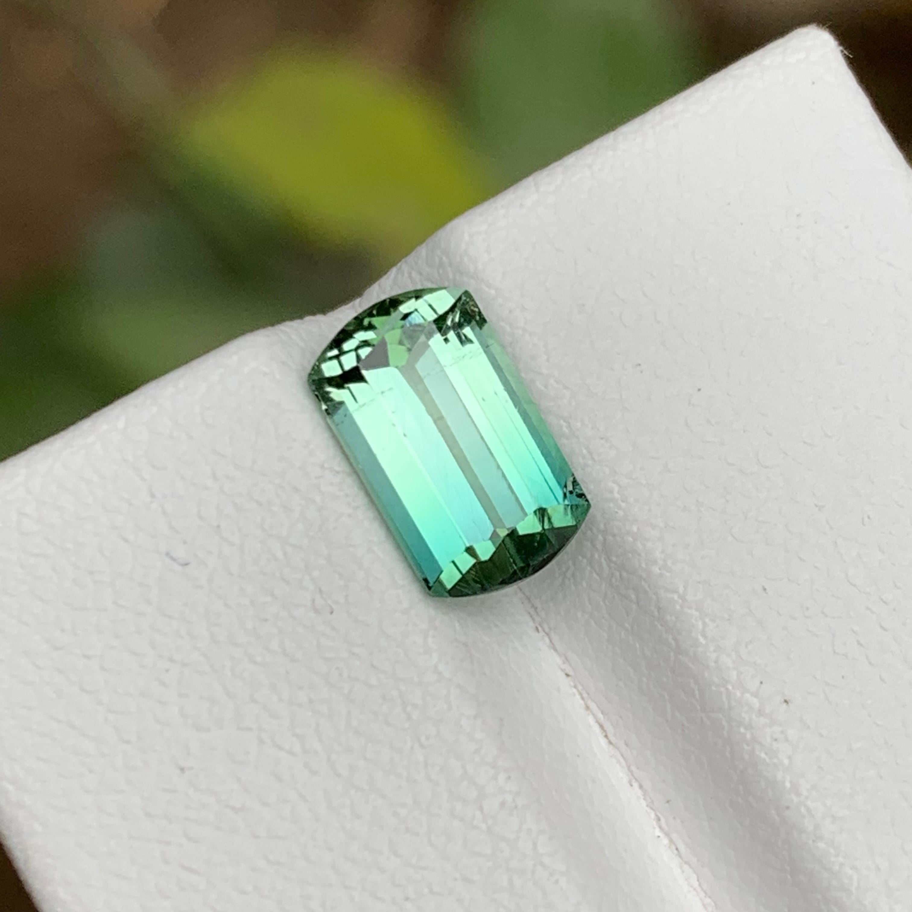 Rare Neon Bluish Green Bicolor Tourmaline Gemstone, 2.5 Ct Modified Emerald Cut For Sale 7