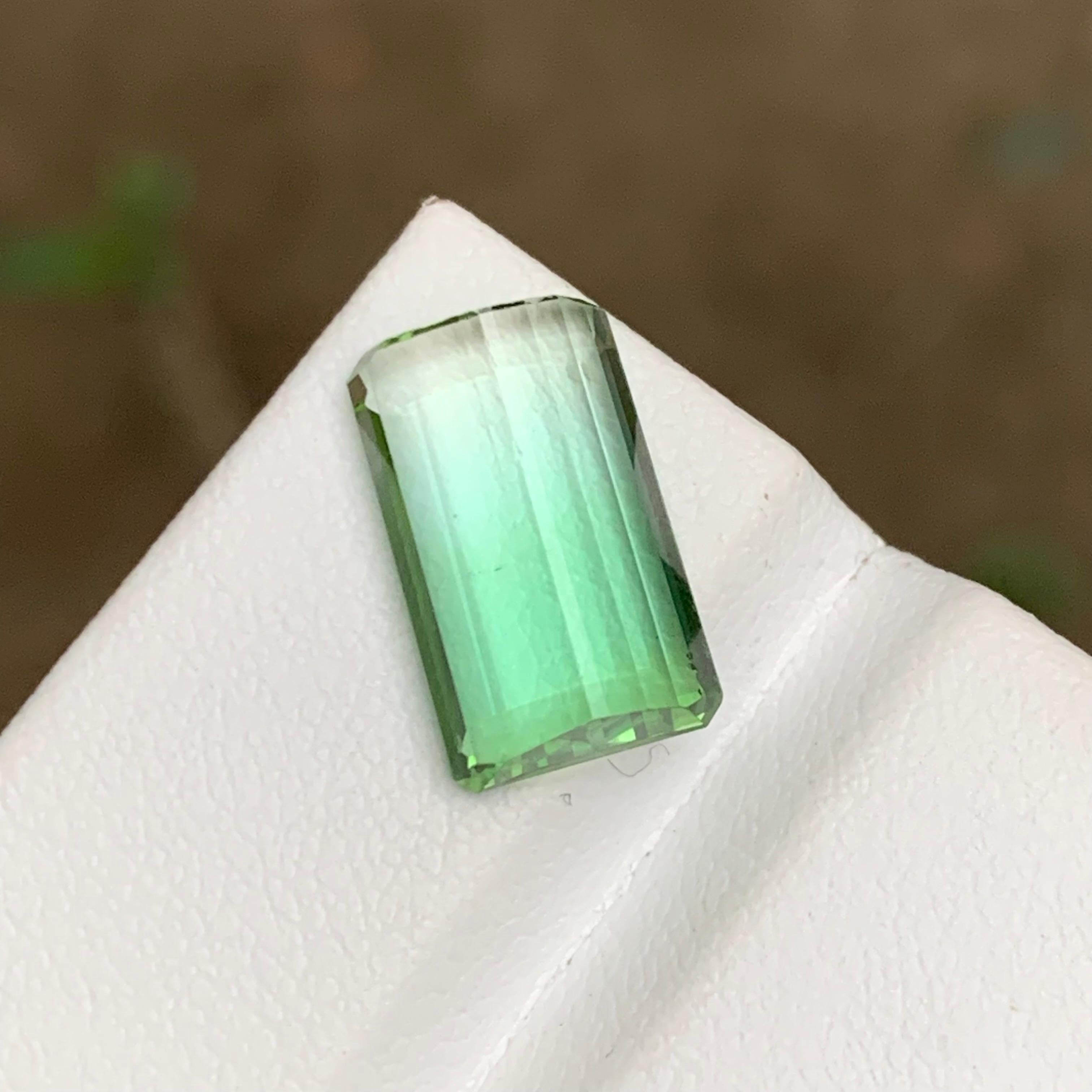 Women's or Men's Rare Neon Bluish Green Bicolor Tourmaline Gemstone, 5.85 Ct Emerald Cut-Jewelry  For Sale