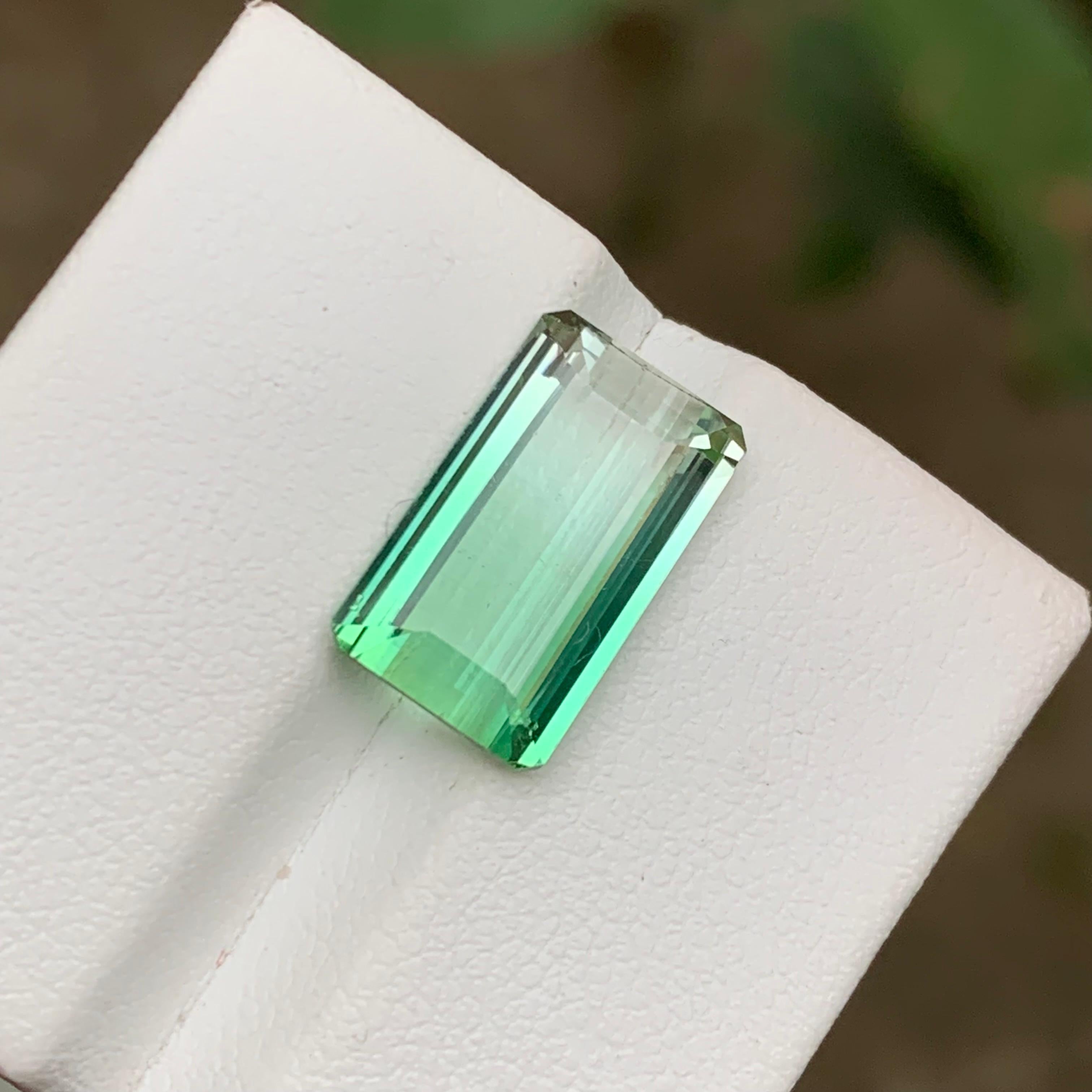 Rare Neon Bluish Green Bicolor Tourmaline Gemstone, 5.85 Ct Emerald Cut-Jewelry  For Sale 2